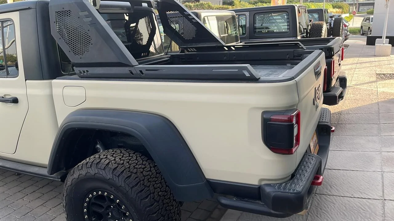 Jeep Gladiator Best Camping/RTT solutions with my Decked + Blackhorse roll bar Gladiator? WhatsApp Image 2022-10-04 at 3.02.16 PM