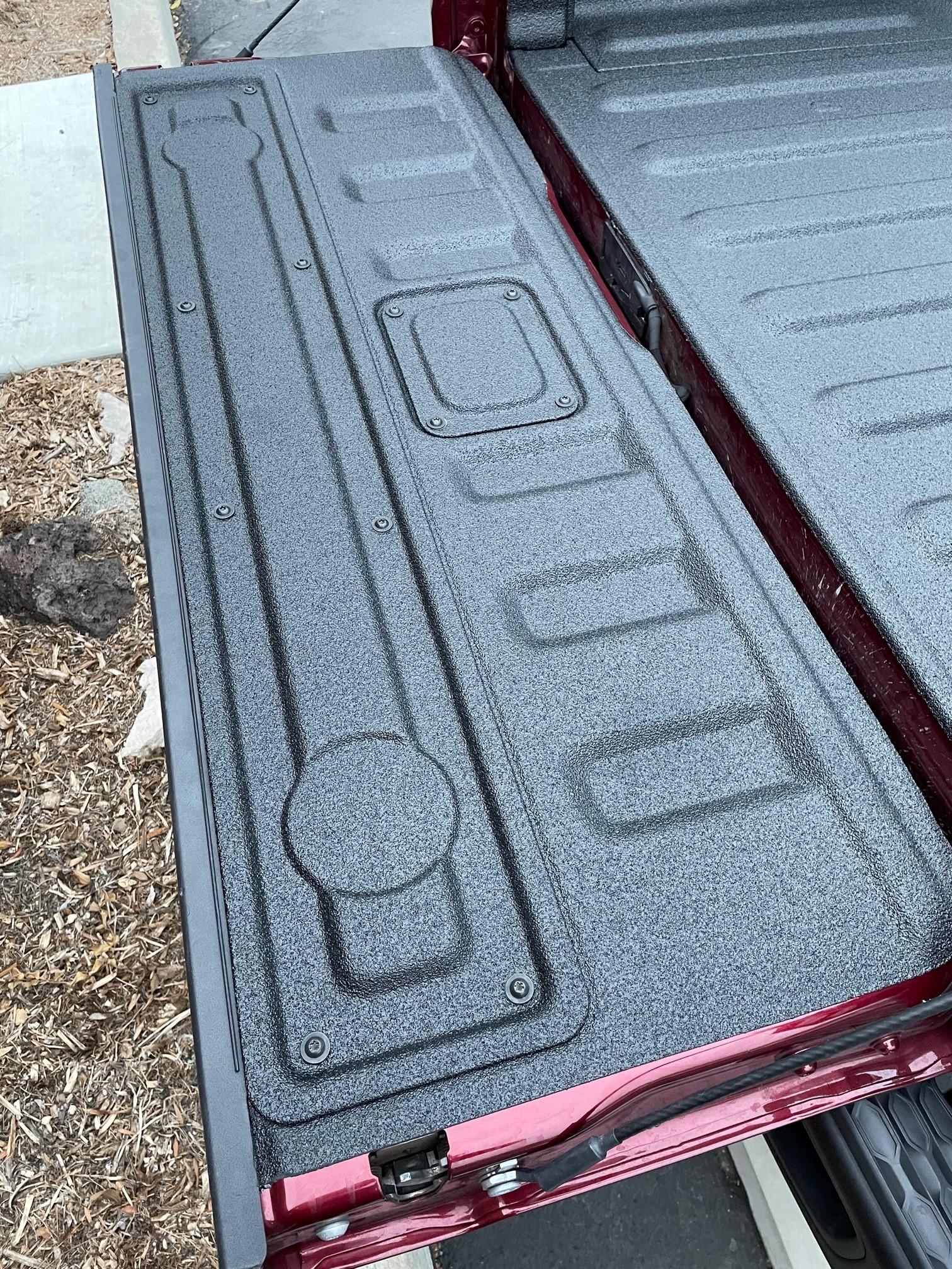 Jeep Gladiator Rhino Liner!! rhino1