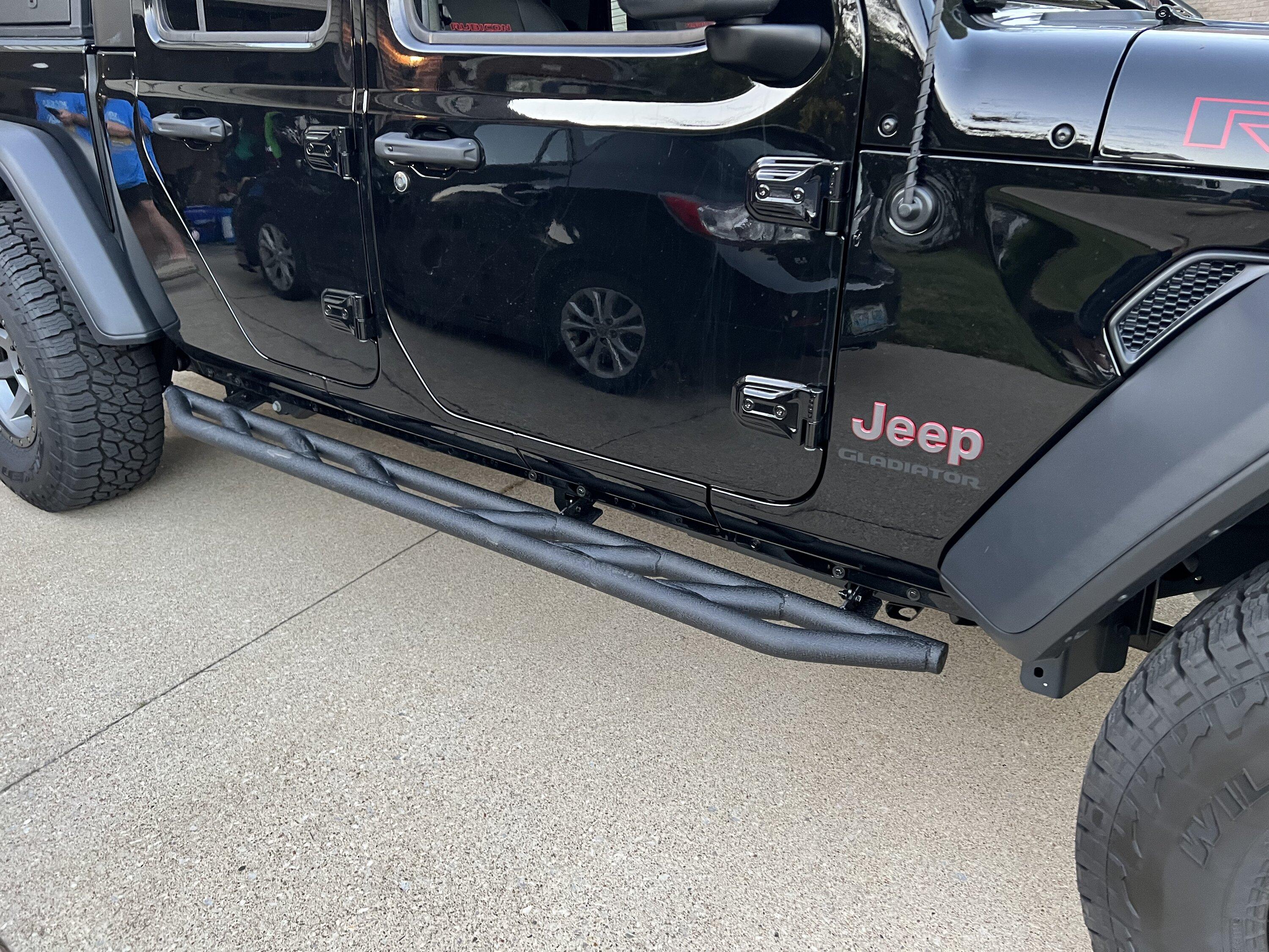 Jeep Gladiator Loretta (Rubicon Diesel) 0A72C47E-DE90-4F13-A06E-A9F9F49AE2B2
