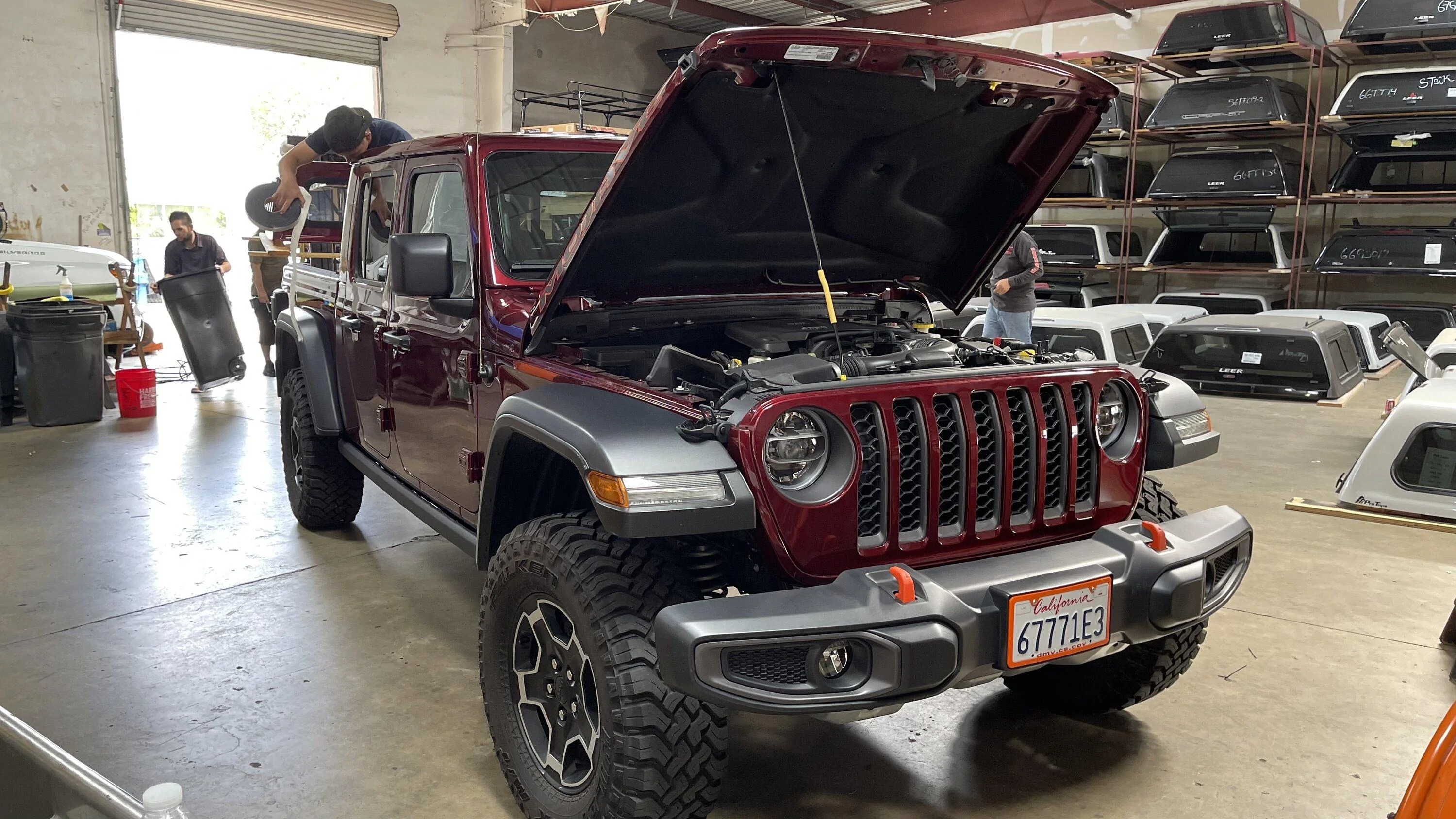 Jeep Gladiator Ordered ARE CX Evolve Truck Cap 56FAB3CF-4261-493F-936A-2E3BD0D903A1