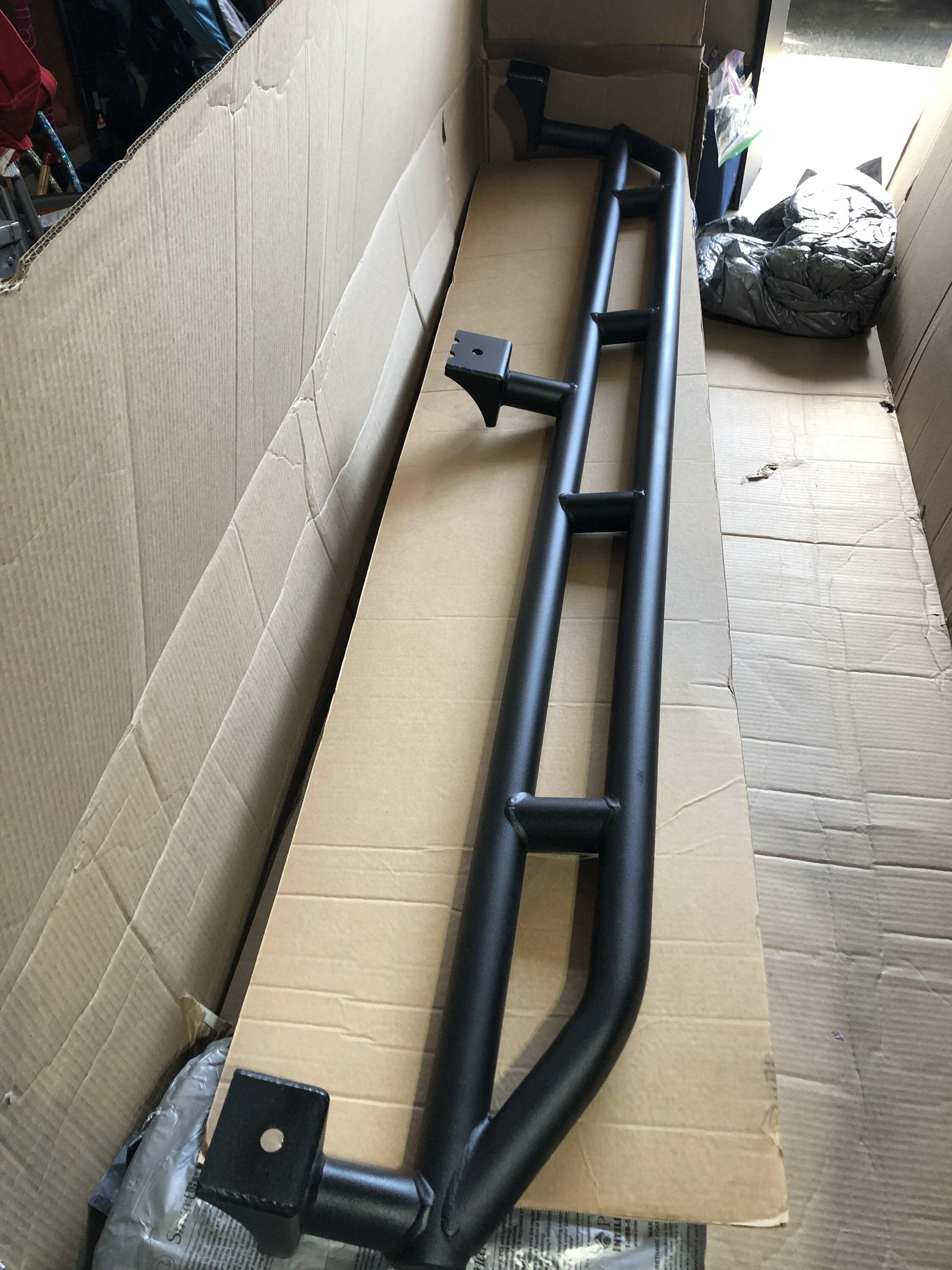 Jeep Gladiator Show me pictures of rocksliders that works as a running board. C55C6843-919D-4F62-8B72-FF7AAE458F3B