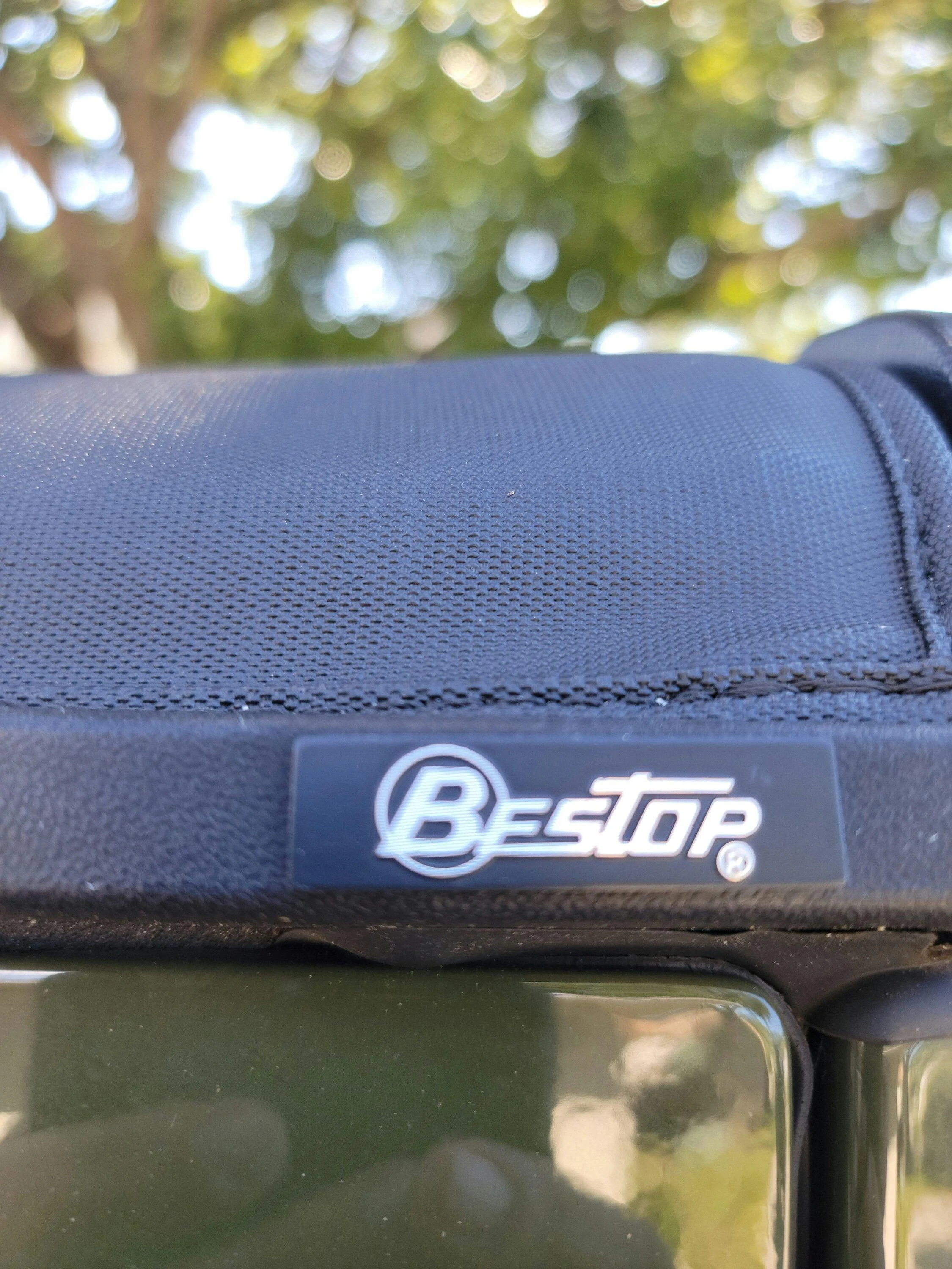 Jeep Gladiator Bestop Sunrider for Wrangler or Gladiator. 20221005_151739