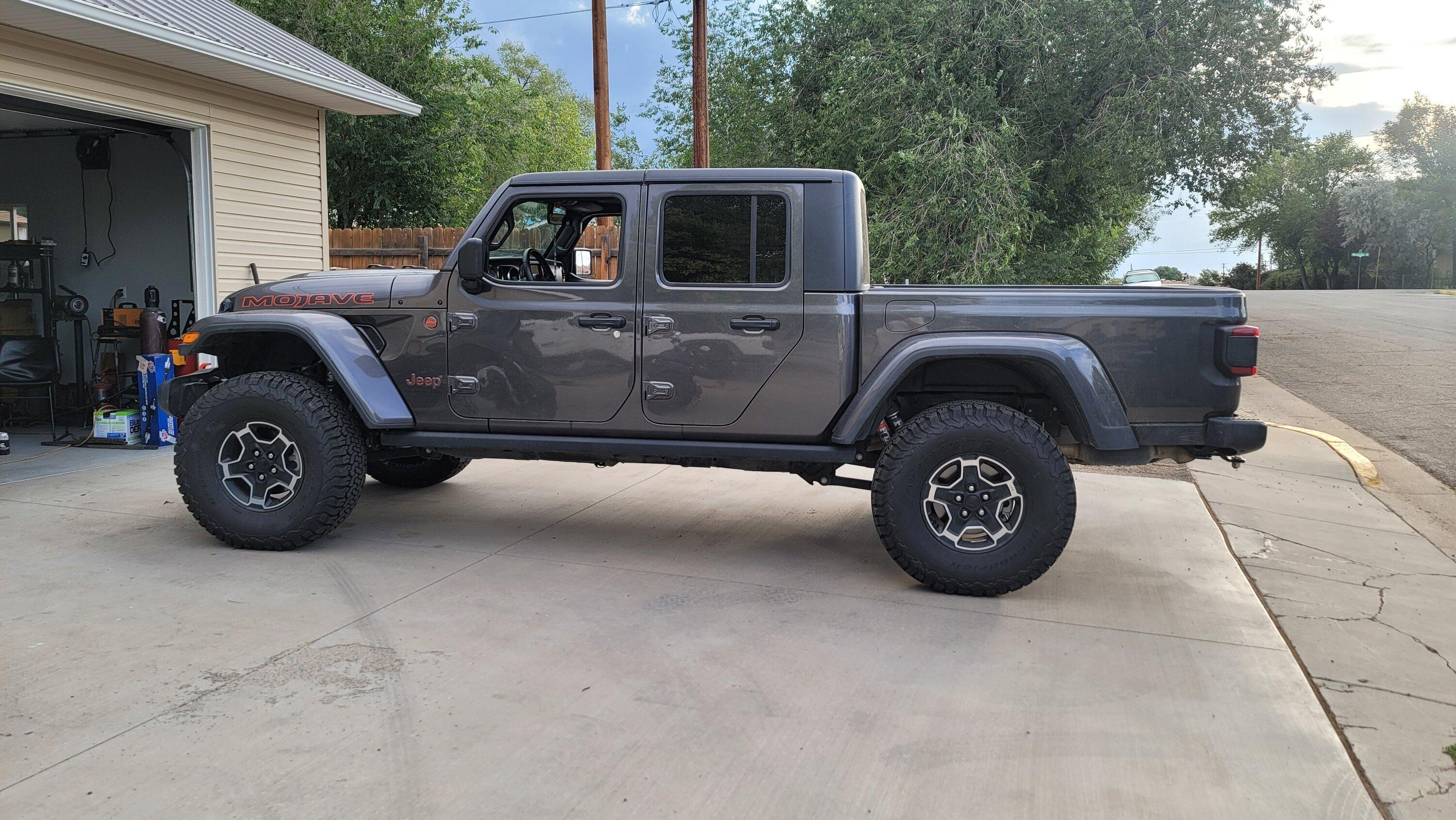 Jeep Gladiator Why is picking a tire size so difficult?! 20220724_192518