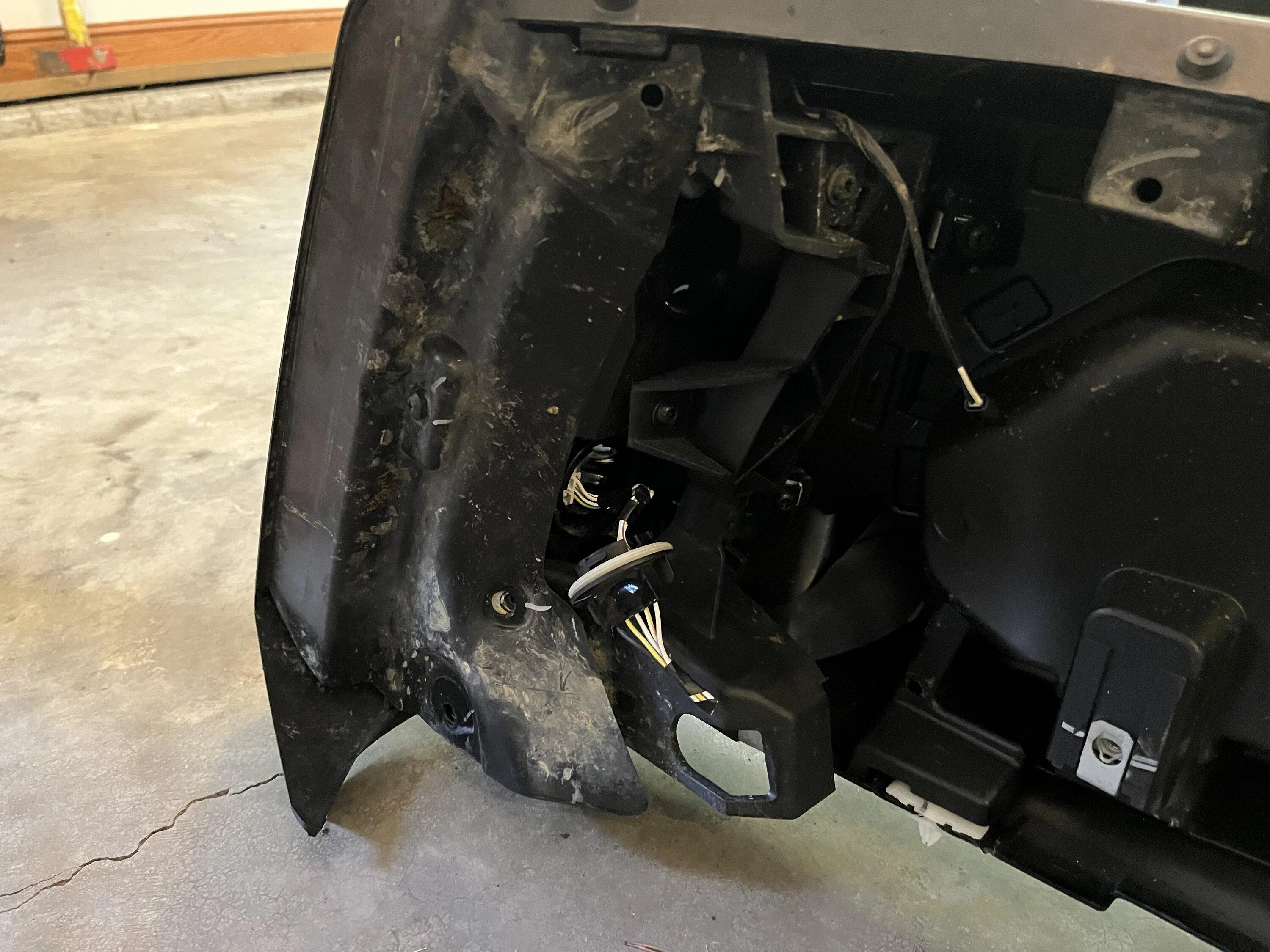 Jeep Gladiator Rubicon inner and painted outer fenders 4A145AC4-F92E-4E3F-81F8-2D31A9CD2B95