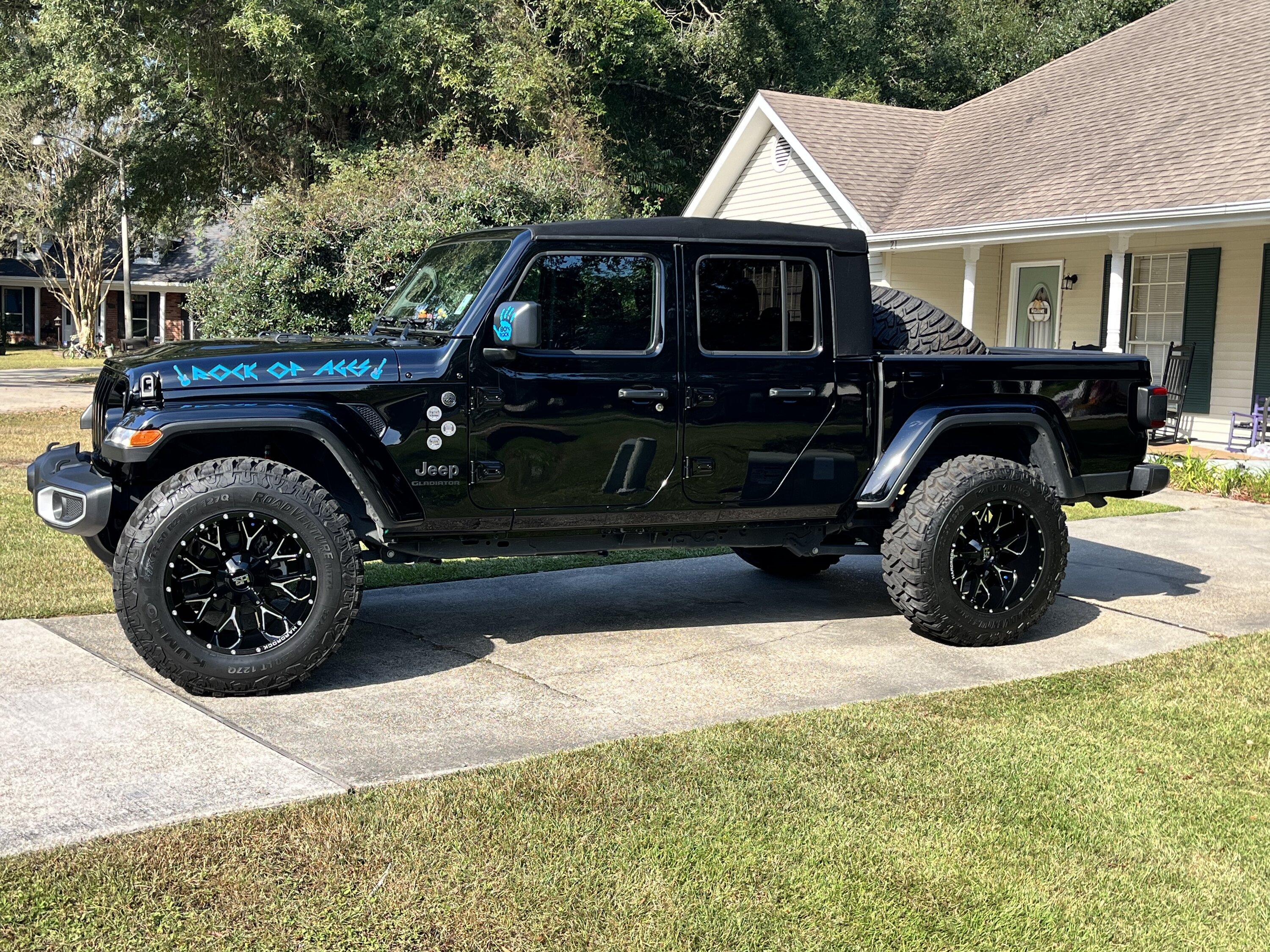 Jeep Gladiator Lets see all those Gladiators with lifts and bigger tires! 13BA8C28-D41D-4963-A93A-7CFC120FF88A