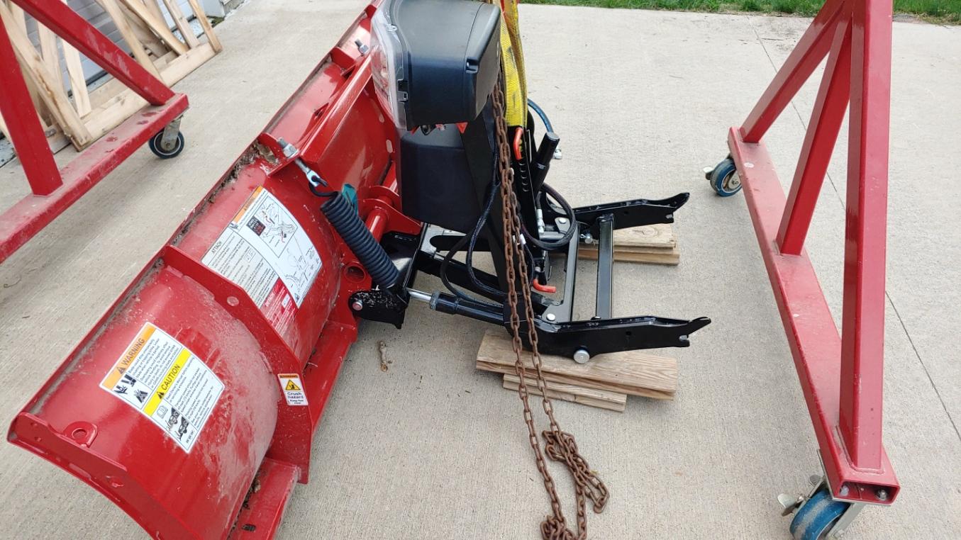 Jeep Gladiator My experience mounting Western Defender snow plow 20221007_170001