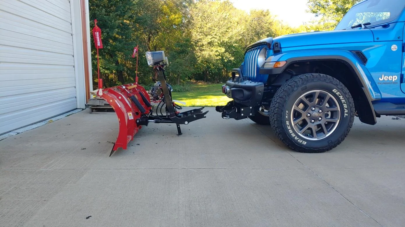 Jeep Gladiator My experience mounting Western Defender snow plow 20221008_102950
