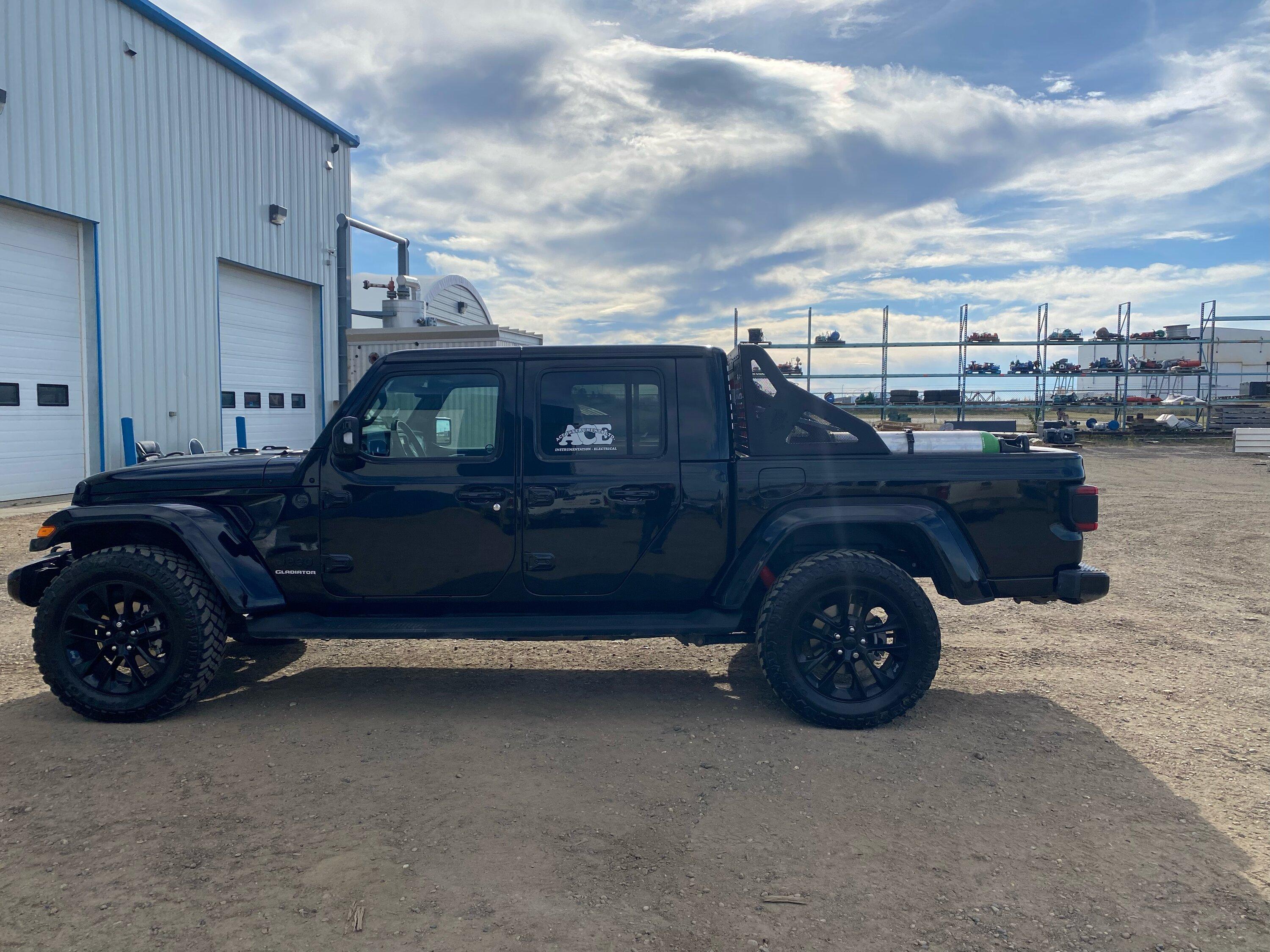 Jeep Gladiator She is coming together...slowly IMG_4699