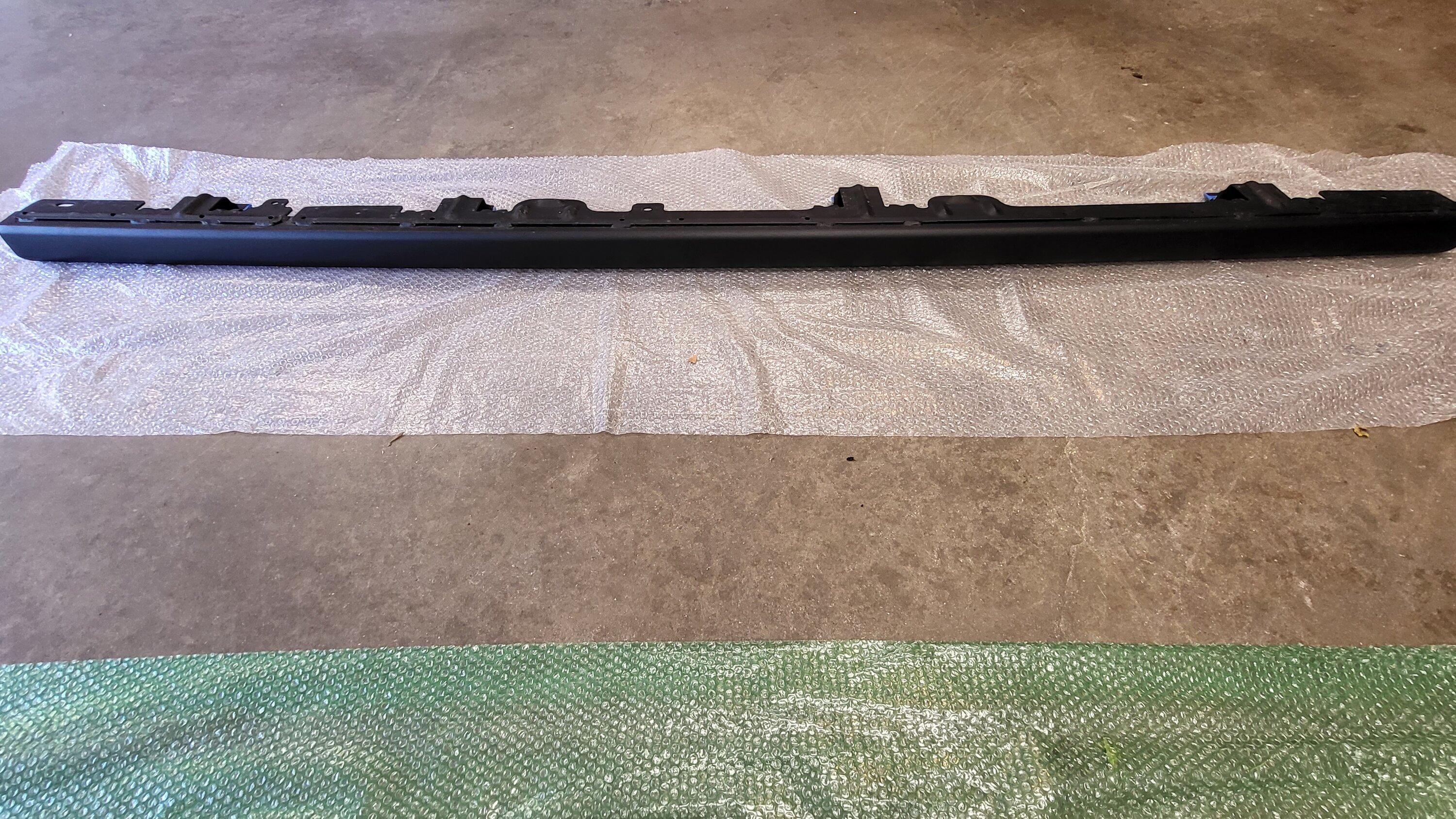 Jeep Gladiator SOLD Rubicon rock rails w/hardware $100 20221009_153232