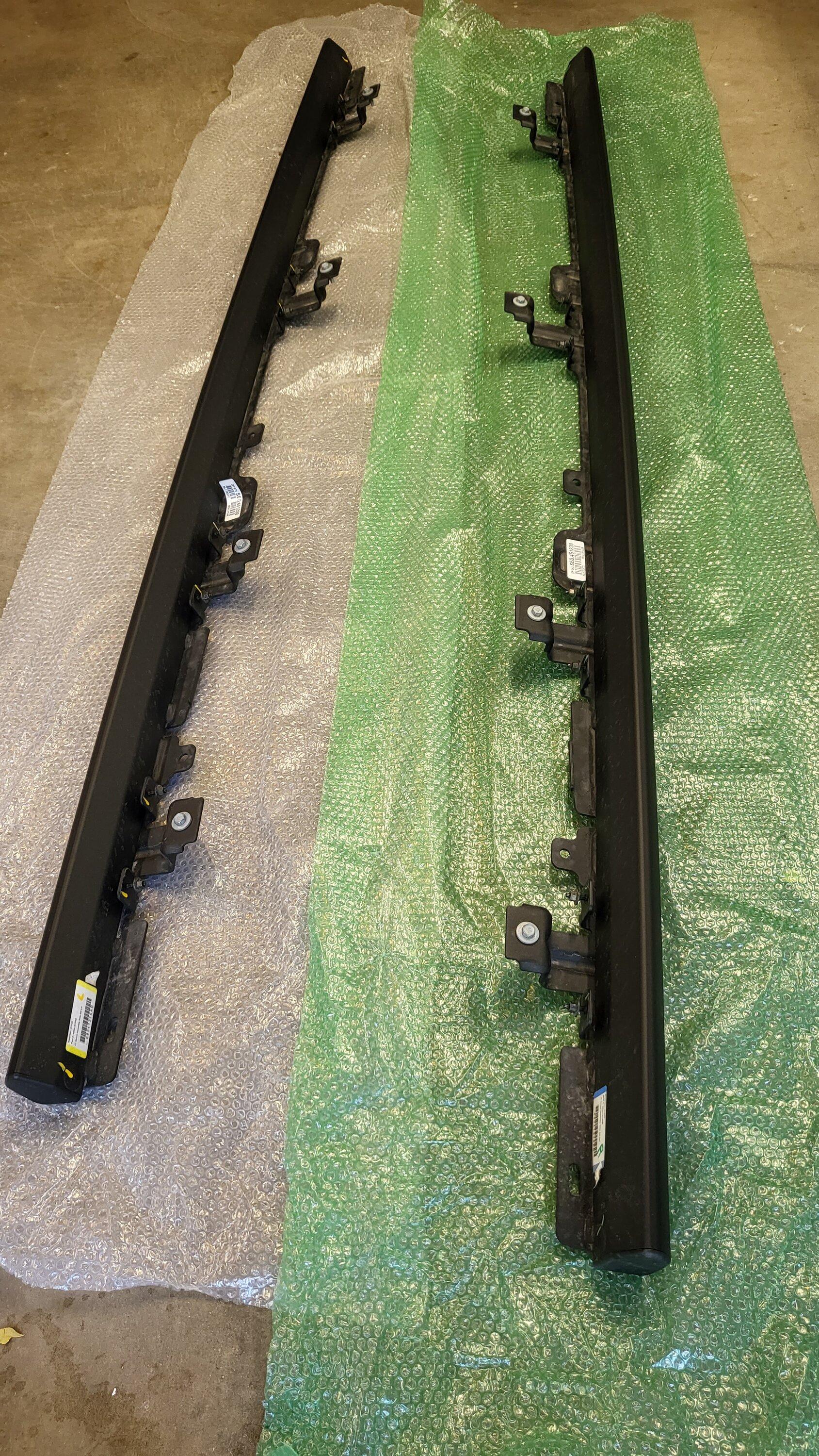 Jeep Gladiator SOLD Rubicon rock rails w/hardware $100 20221009_152616