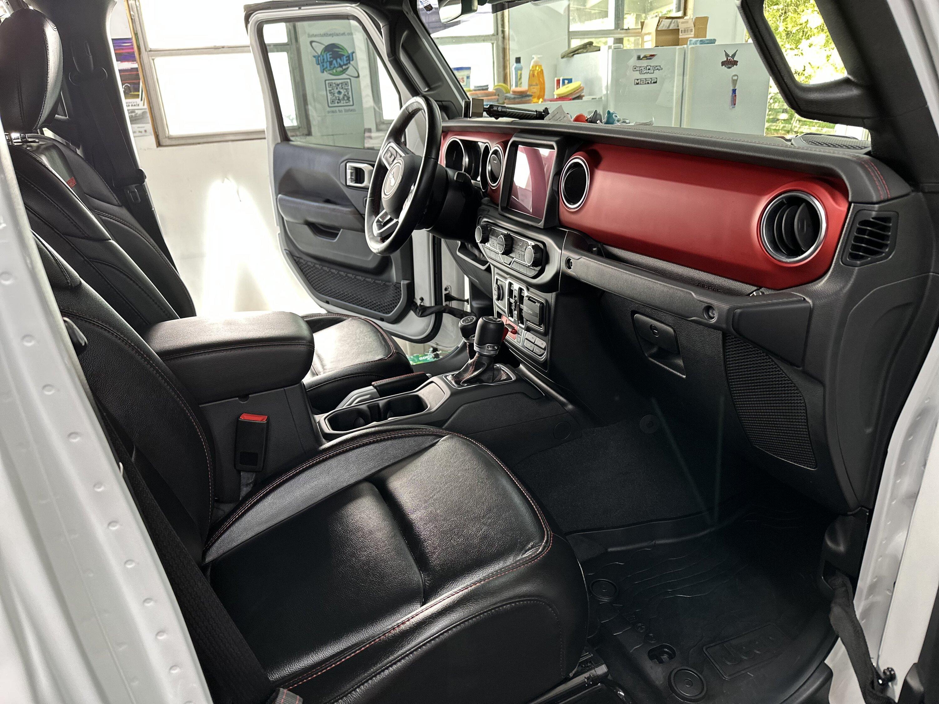 Jeep Gladiator 2020 JTR for sale 7E88D112-D84F-4C11-B695-7E79ACC573CD