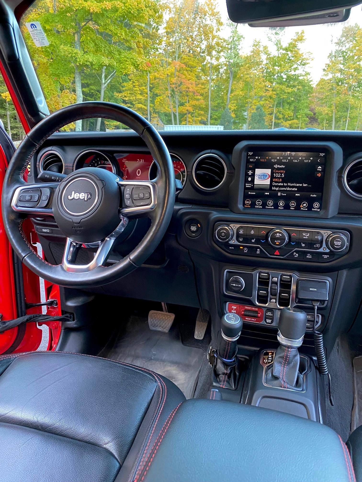 Jeep Gladiator 2020 JTR Launch Edition 25