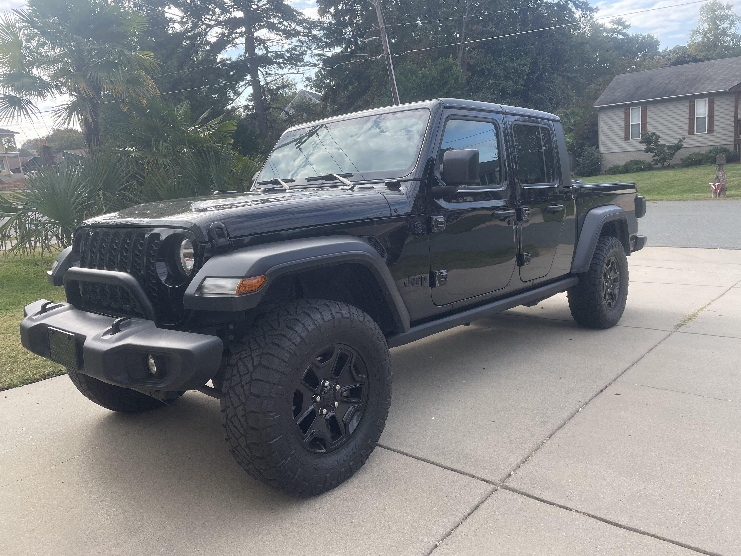 Jeep Gladiator Gladiator Sport S- $38k obo 1DA09381-DD7E-4A73-8B9F-6CDA65936376