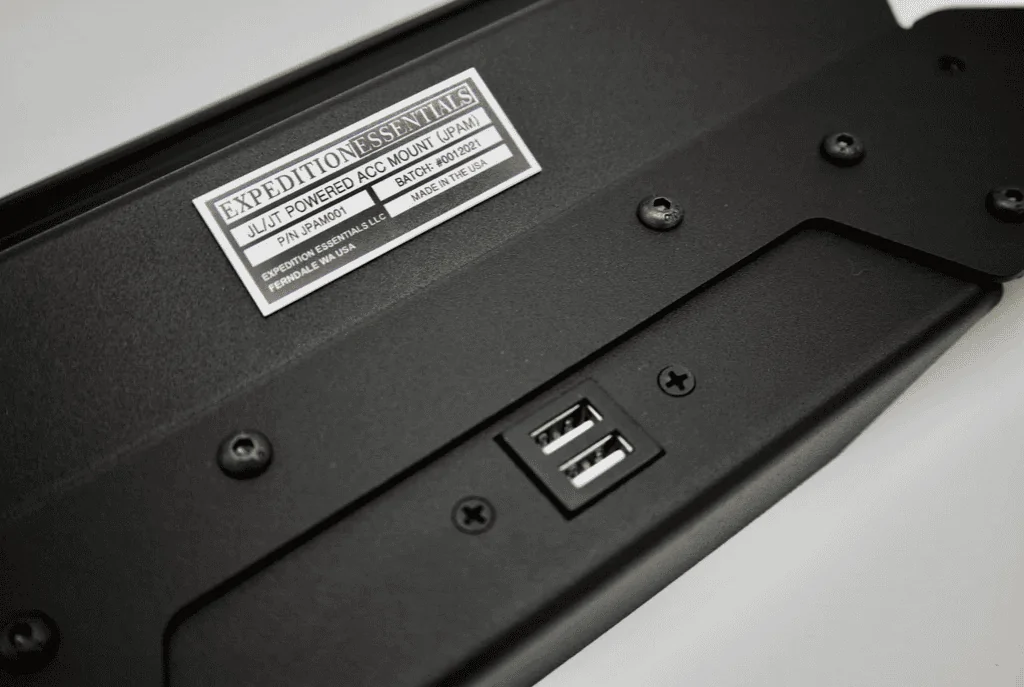 Jeep Gladiator Behind Dash USB Media Split 1665561759361