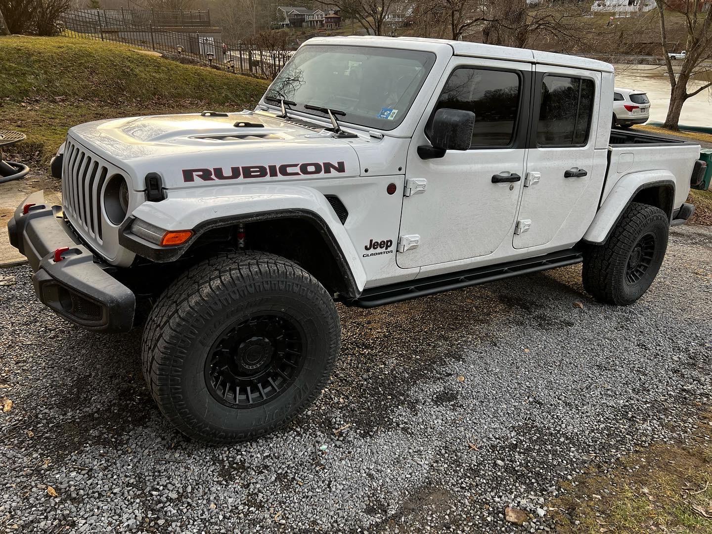 Jeep Gladiator Body Armor rock crawler side steps E98A68C1-3AE9-42F4-9BCE-8AEA65B073F4.JPG
