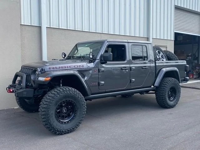 Jeep Gladiator Metalcloak lift j