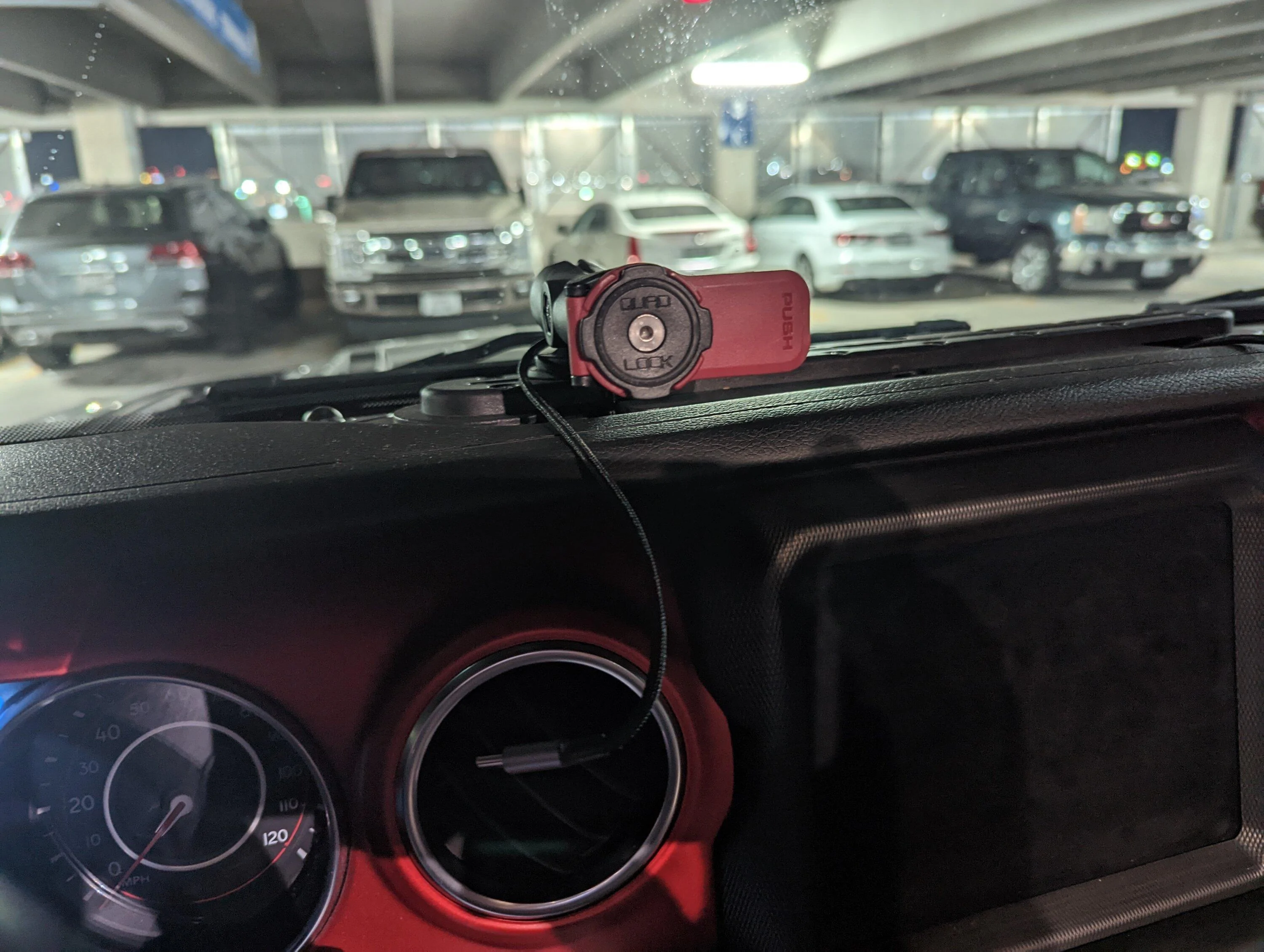 Jeep Gladiator Opinions on the Quad Lock line of phone holders PXL_20221014_033131826