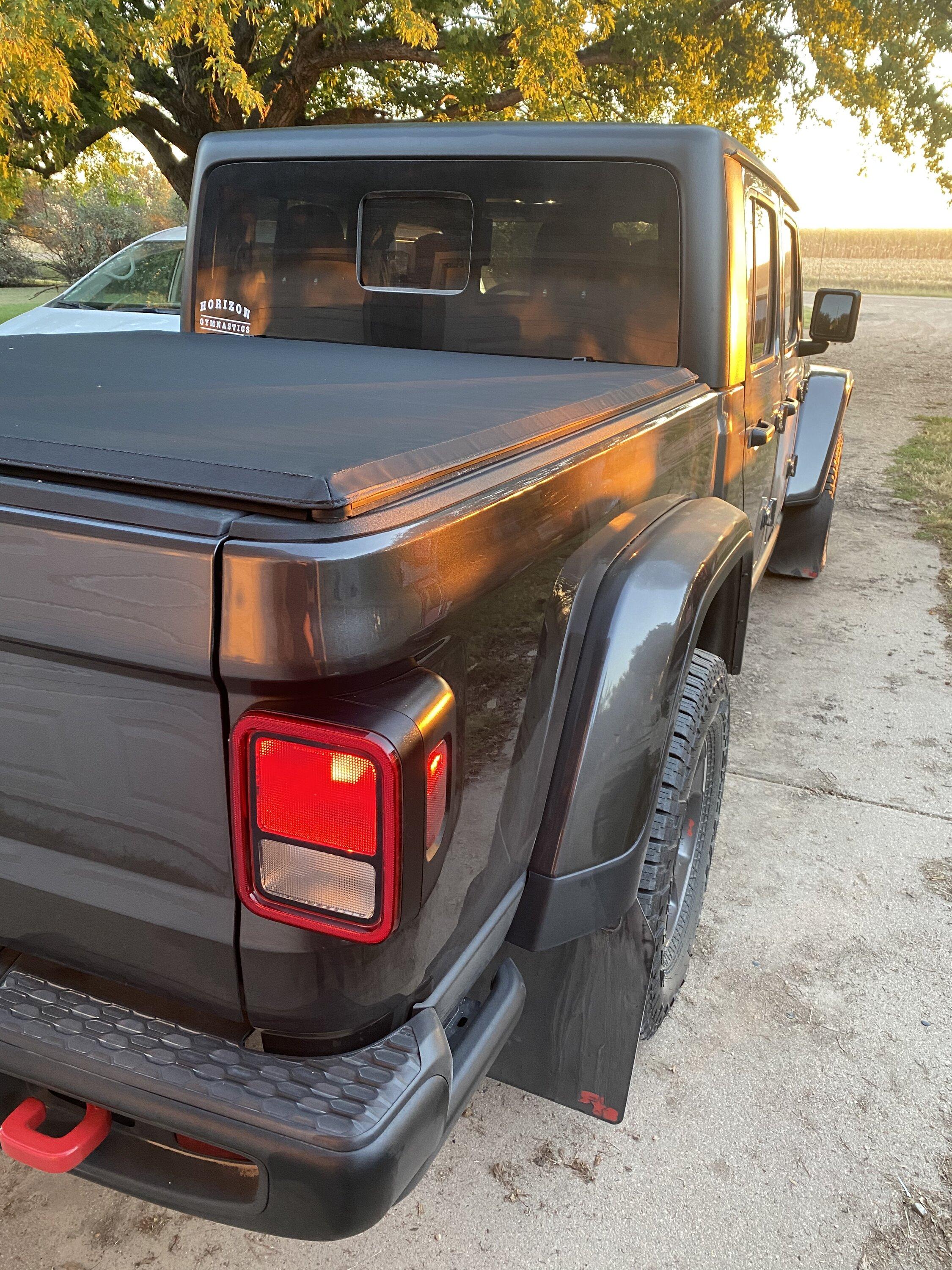 Jeep Gladiator Rokblox discount ? 6F8E243F-5E8C-448B-8FF0-CB4172CFAFA2