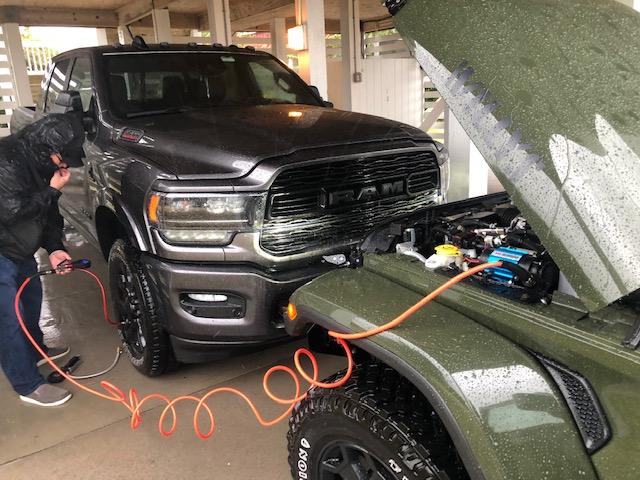 Jeep Gladiator Trying to change my ride to a Gladiator, but................ il1q5oZ