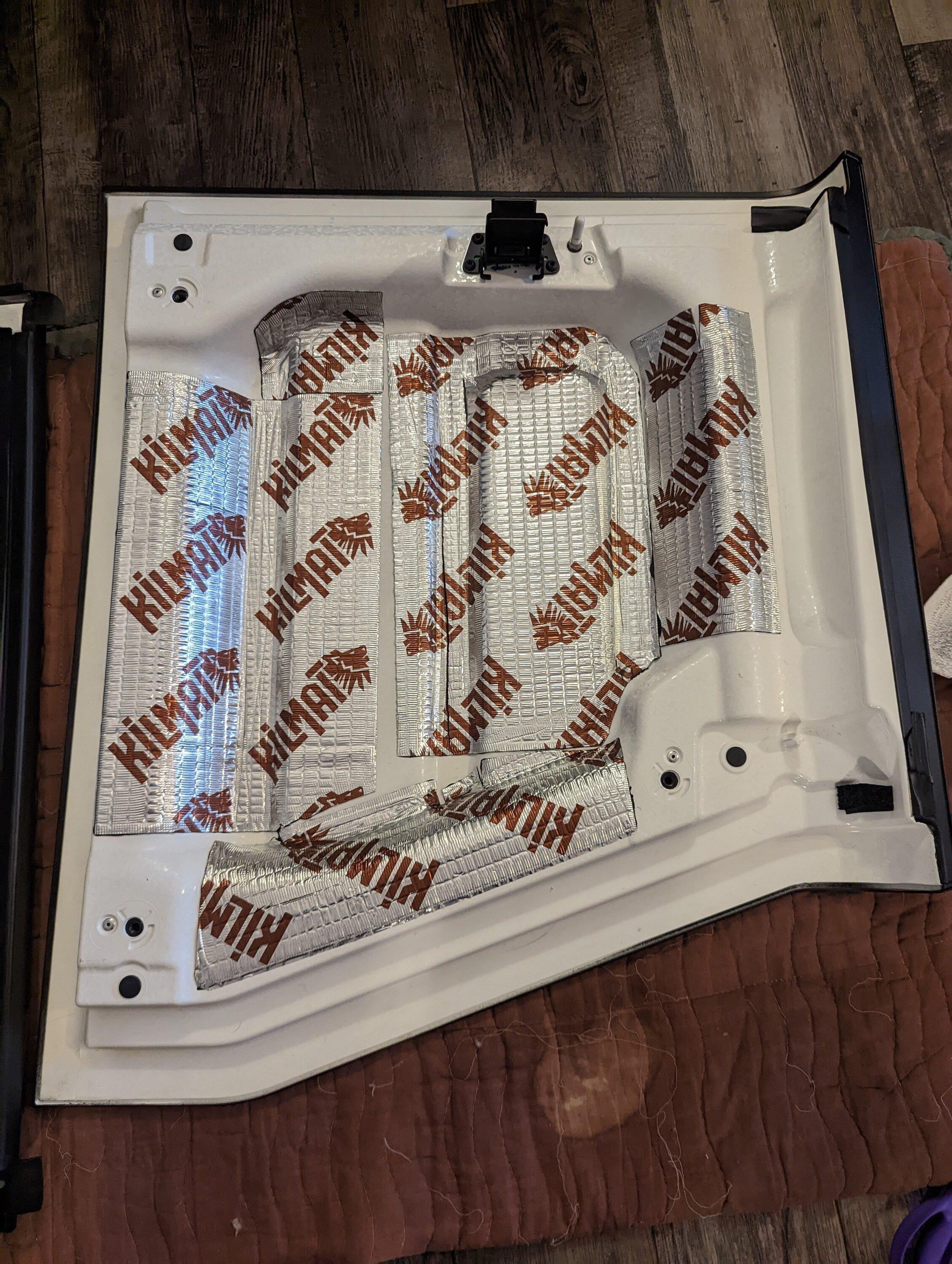 Jeep Gladiator Coverking Topliner - Review & Install PXL_20221015_180026708