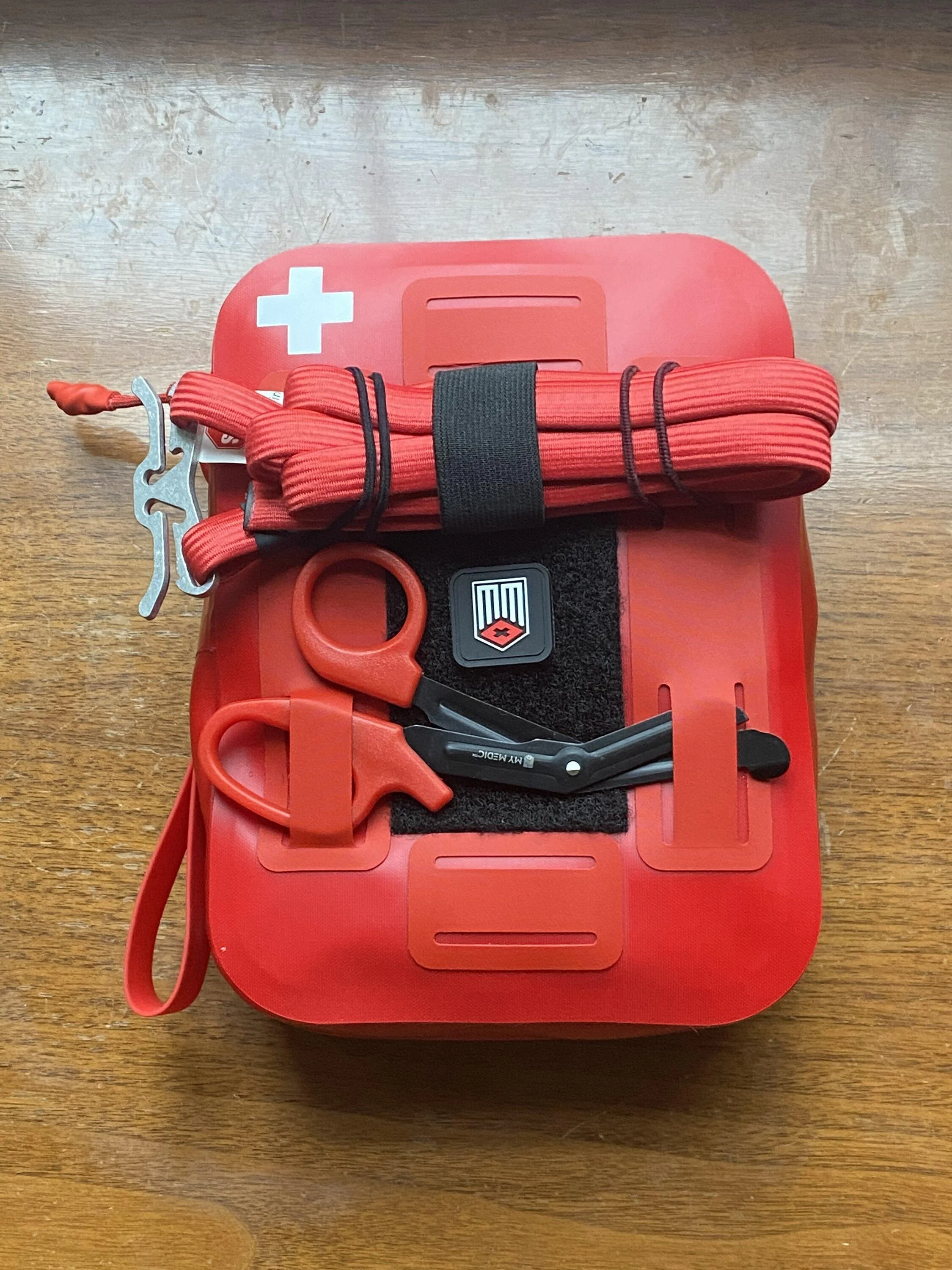 Jeep Gladiator Basic first aid kit 7374FC46-18C3-41BA-8CB0-7637DC4BE4B2