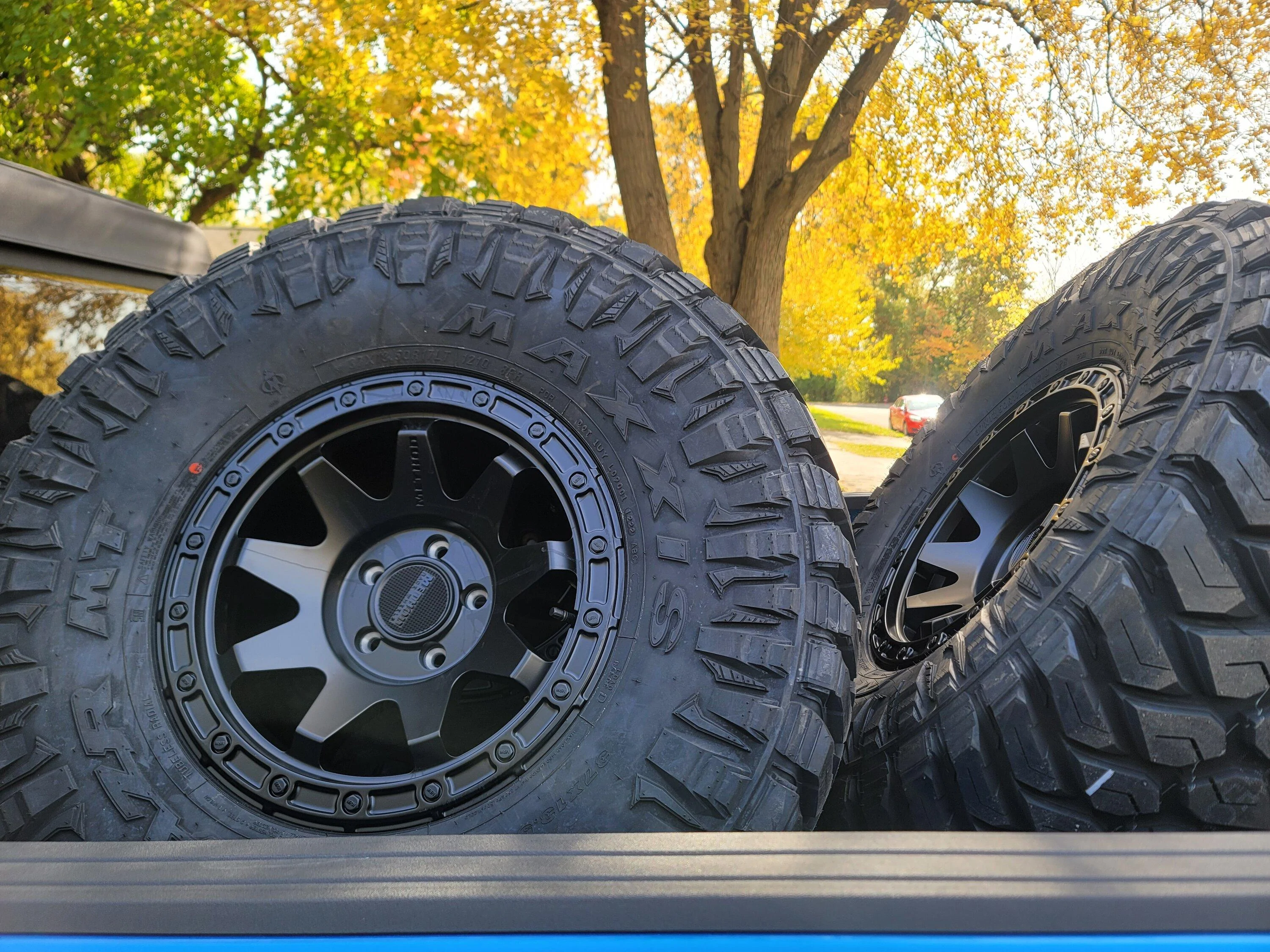 Jeep Gladiator Possible tire scam? maxxis razr mt 20221014_134503