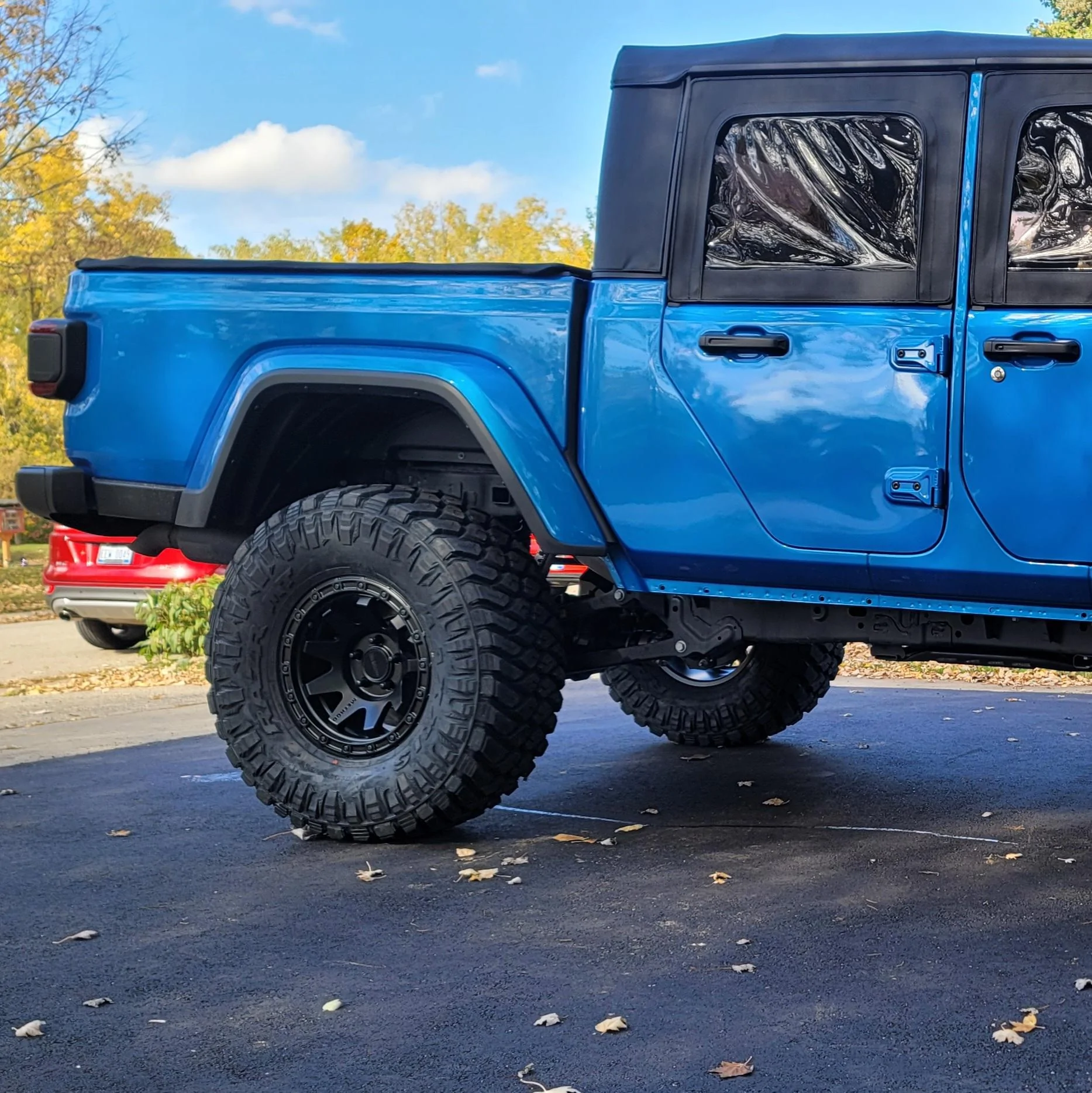 Jeep Gladiator Possible tire scam? maxxis razr mt 20221016_134314