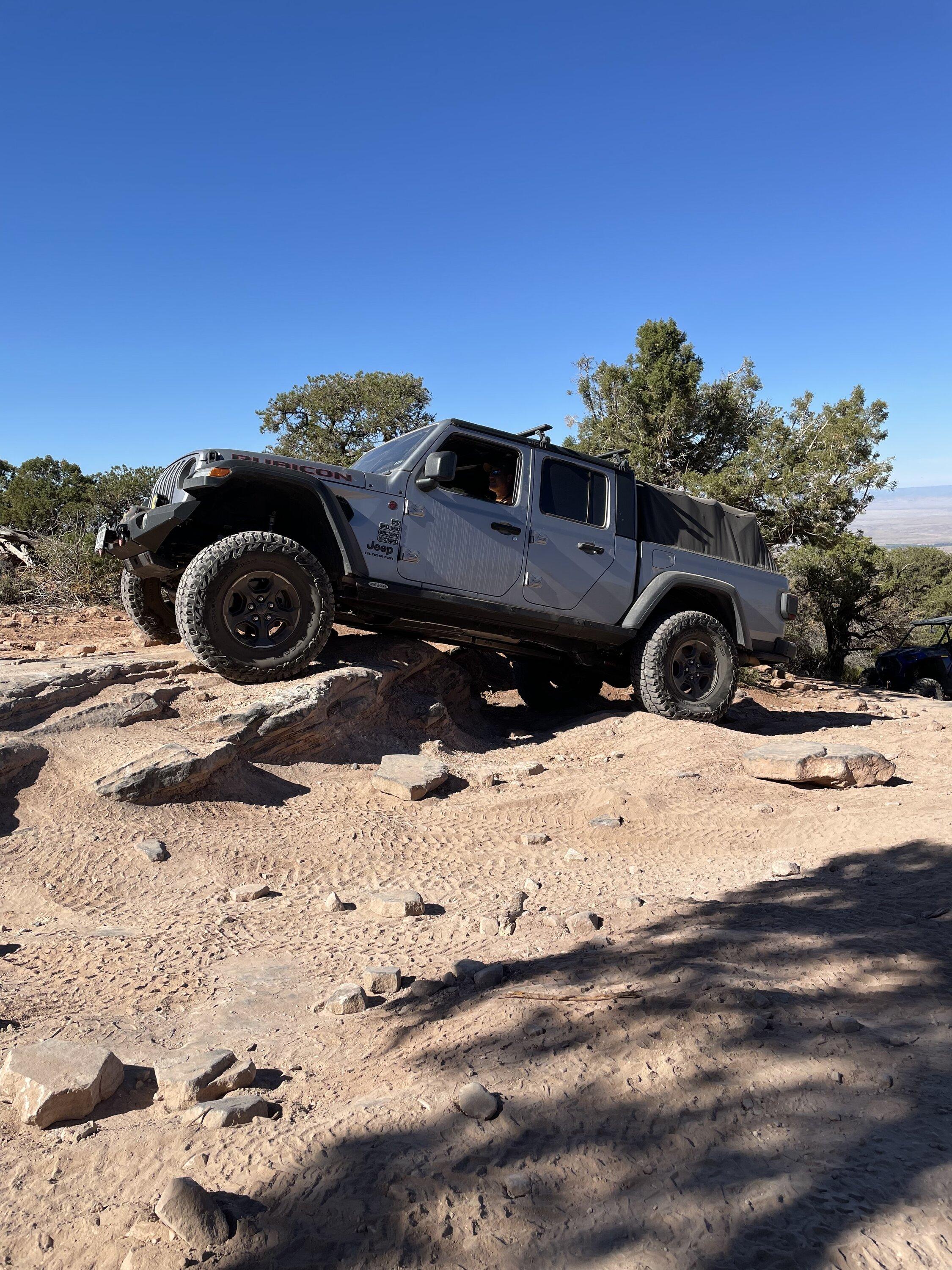 Jeep Gladiator What Skids Are Necessary? “Can of Worms” Thread BFF40BAA-6913-4566-8279-6B729F31F039