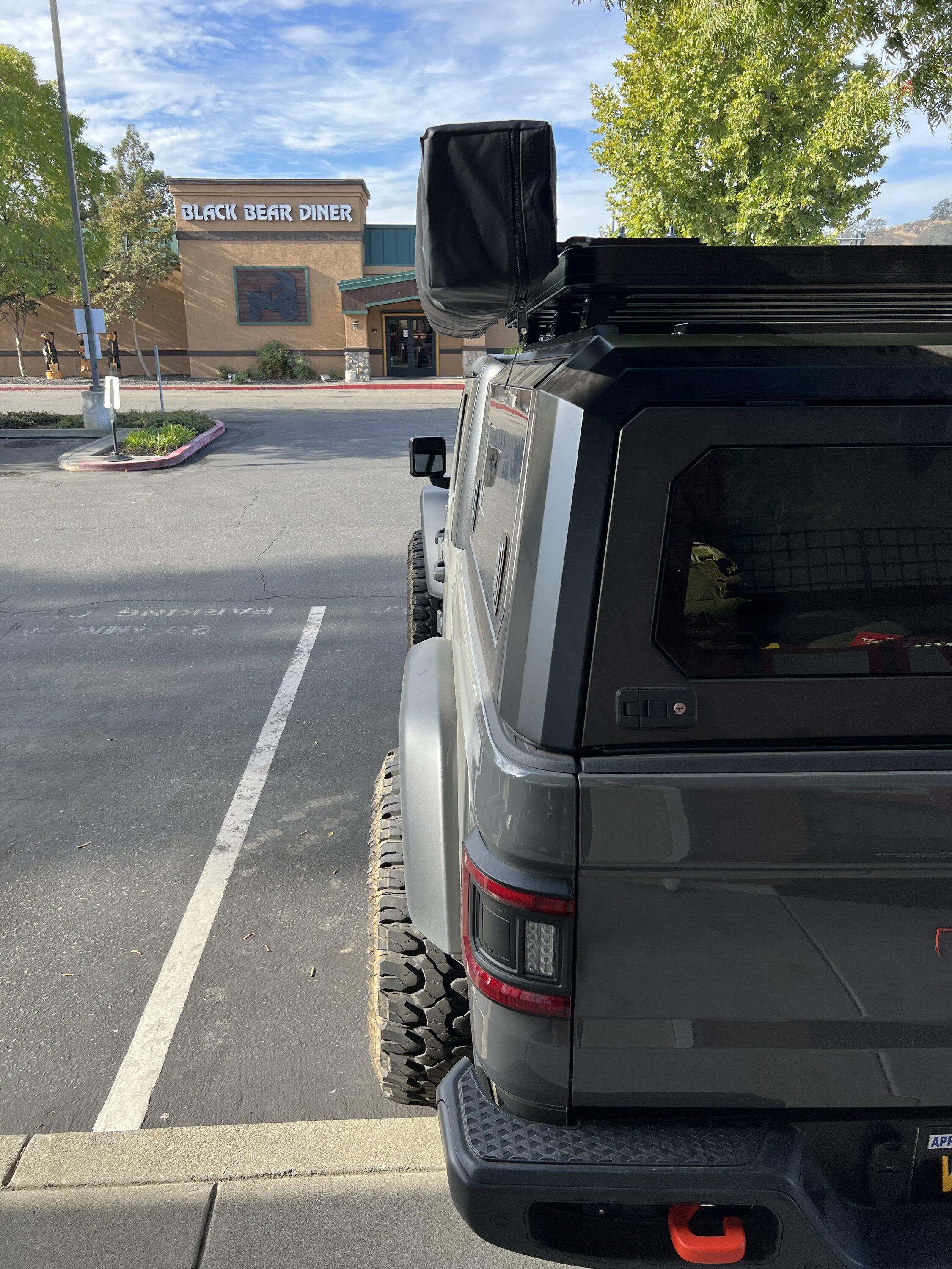 Jeep Gladiator RSI SmartCap with Frontrunner and Overlandpros 270 6K awning DFD073C5-BCE2-4A3B-AD27-6C8AD0A4A620