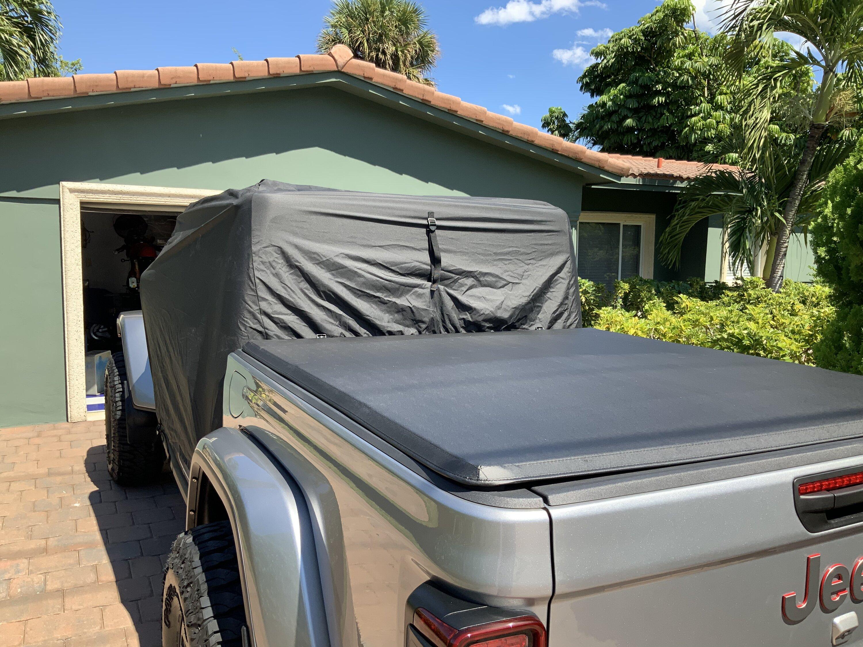 Jeep Gladiator Jeep Gladiator  Trail  Top Soft  Top   Hard Top Removed Cover See Photos 19088C2B-2928-4748-B6B2-090EA701A53B