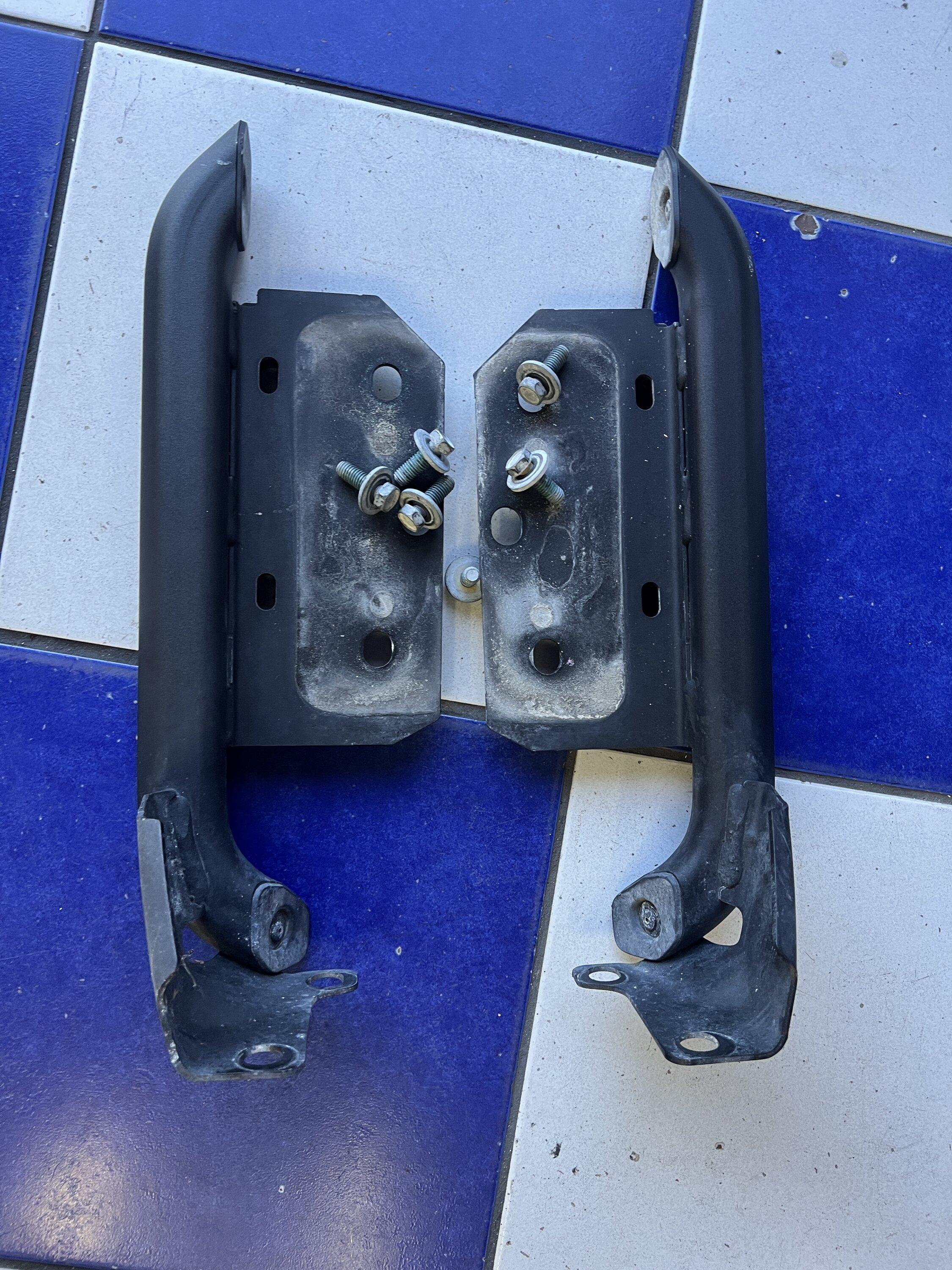 Jeep Gladiator Jeep Gladiator Rubicon JT Rocksliders Bed Protectors Oem Mopar With Hardware Rock Rails 2C9D317E-295F-4587-947D-E27244009B33