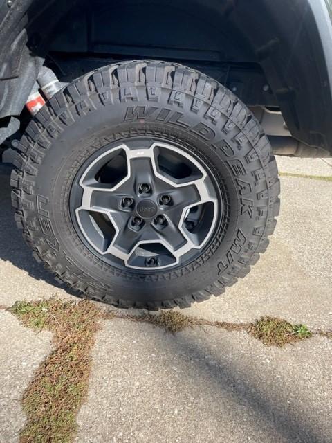 Jeep Gladiator Rubicon wheels and Falken MT tires off 2022 Mojave - set of 5 with 9k miles 6
