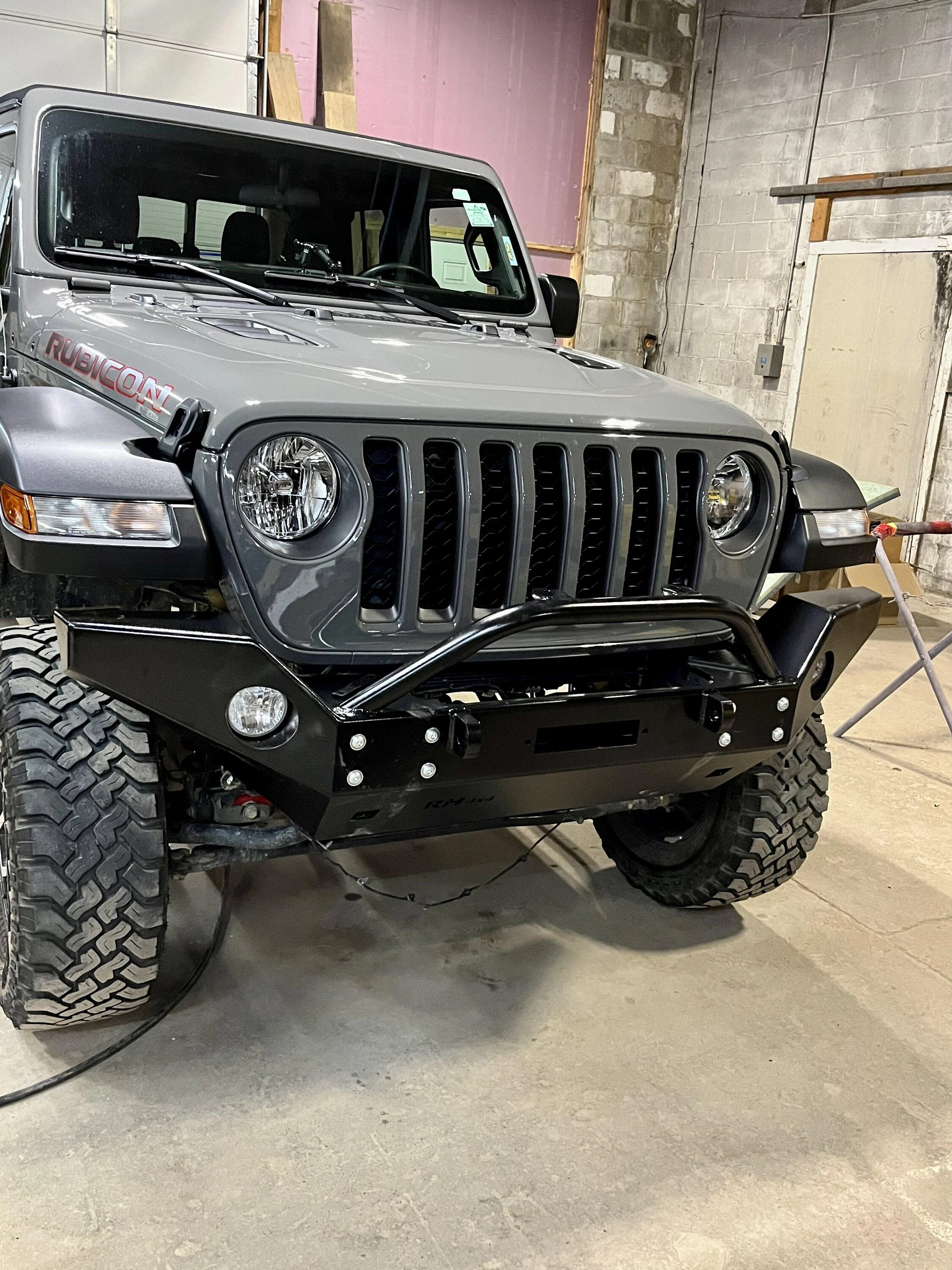 Jeep Gladiator Rock Hard 4x4 Aluminum 1384D2DD-DBC7-4737-8C5E-F5E028330427