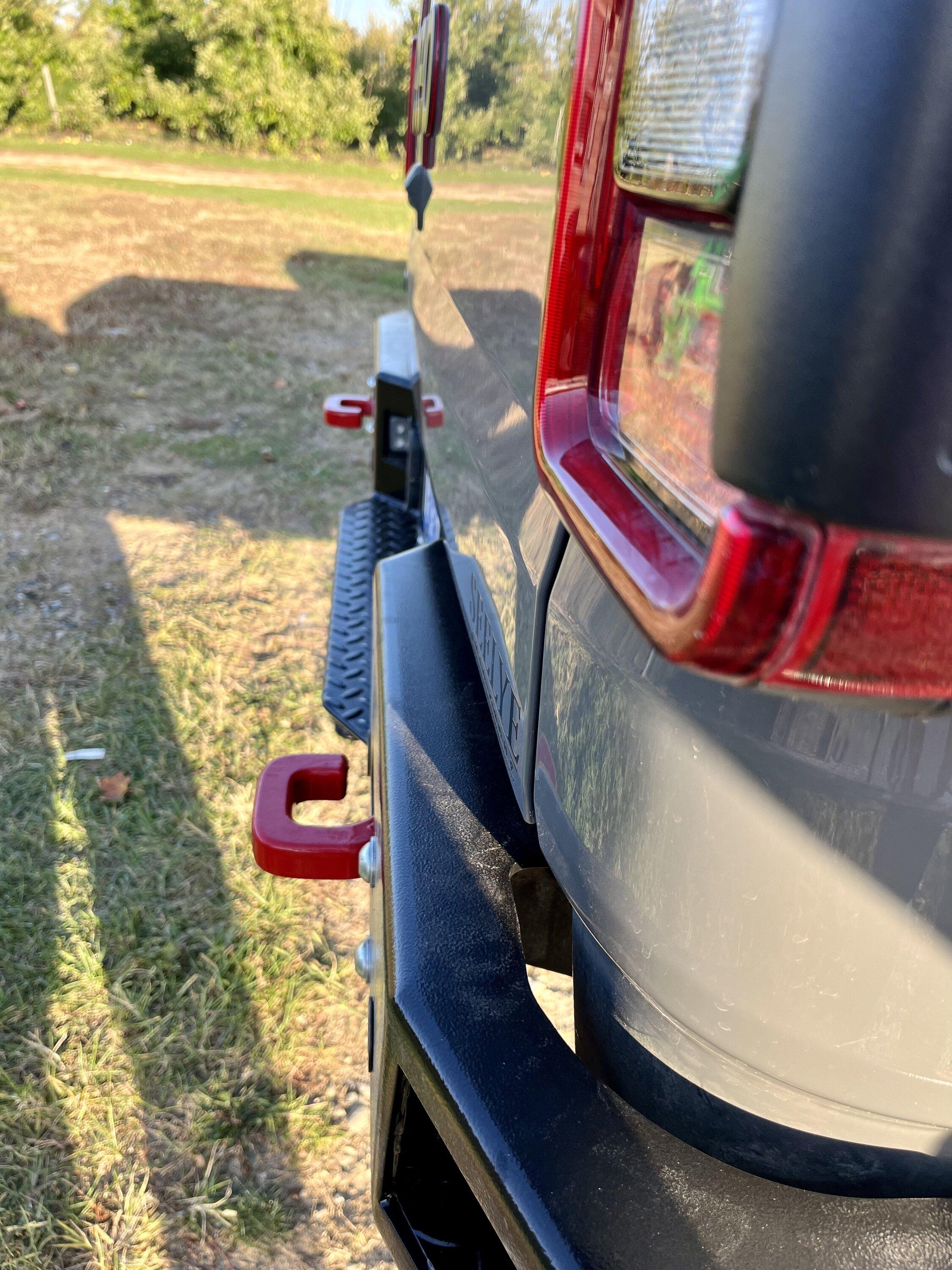 Jeep Gladiator Rock Hard Bumpers arrived!  Let’s get them on! D6985131-874D-4695-83CD-88C59B582DDD