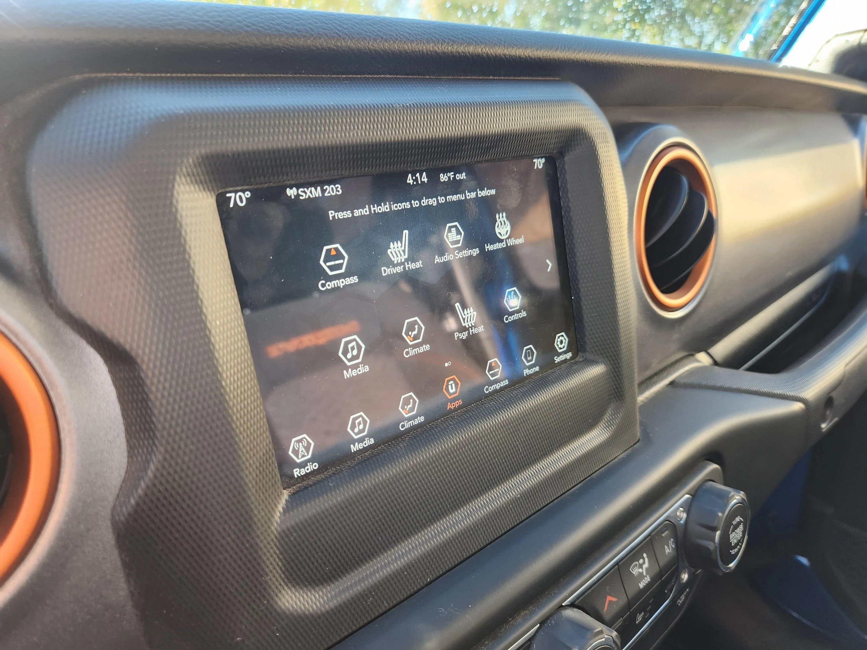 Jeep Gladiator 2021 Mojave 6-spd, <10k miles, $44K 20221017_161430