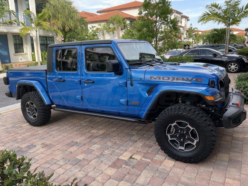 Jeep Gladiator Jeep Gladiator Mojave upgrade wheels 5532816B-6B9B-419F-9B93-0B43FC321C16