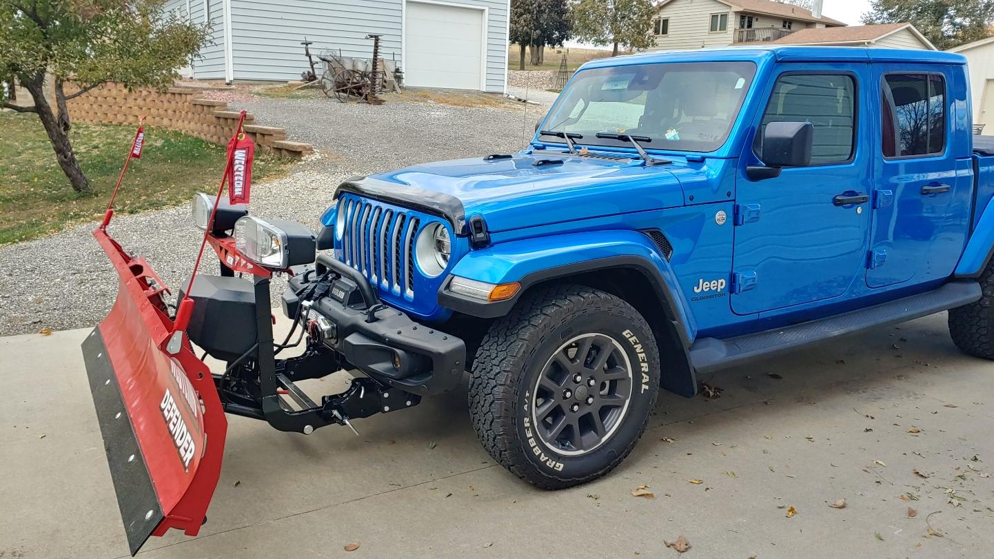 Jeep Gladiator My experience mounting Western Defender snow plow 20221023_141021_HDR