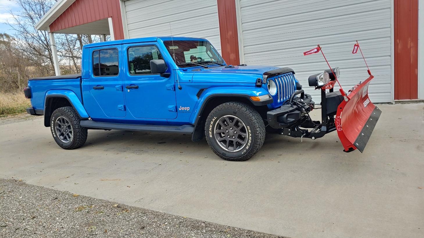 Jeep Gladiator My experience mounting Western Defender snow plow 20221023_141044_HDR