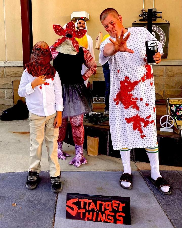 Jeep Gladiator Halloween creativity scene - post yours! ??? 456D38DF-7A7B-4C4C-963F-3CAF46DEB5CA