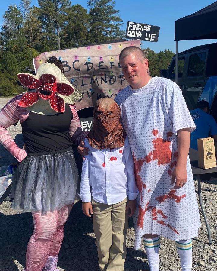 Jeep Gladiator Halloween creativity scene - post yours! ??? 68742667-689B-4C1A-959D-50D490F35B54