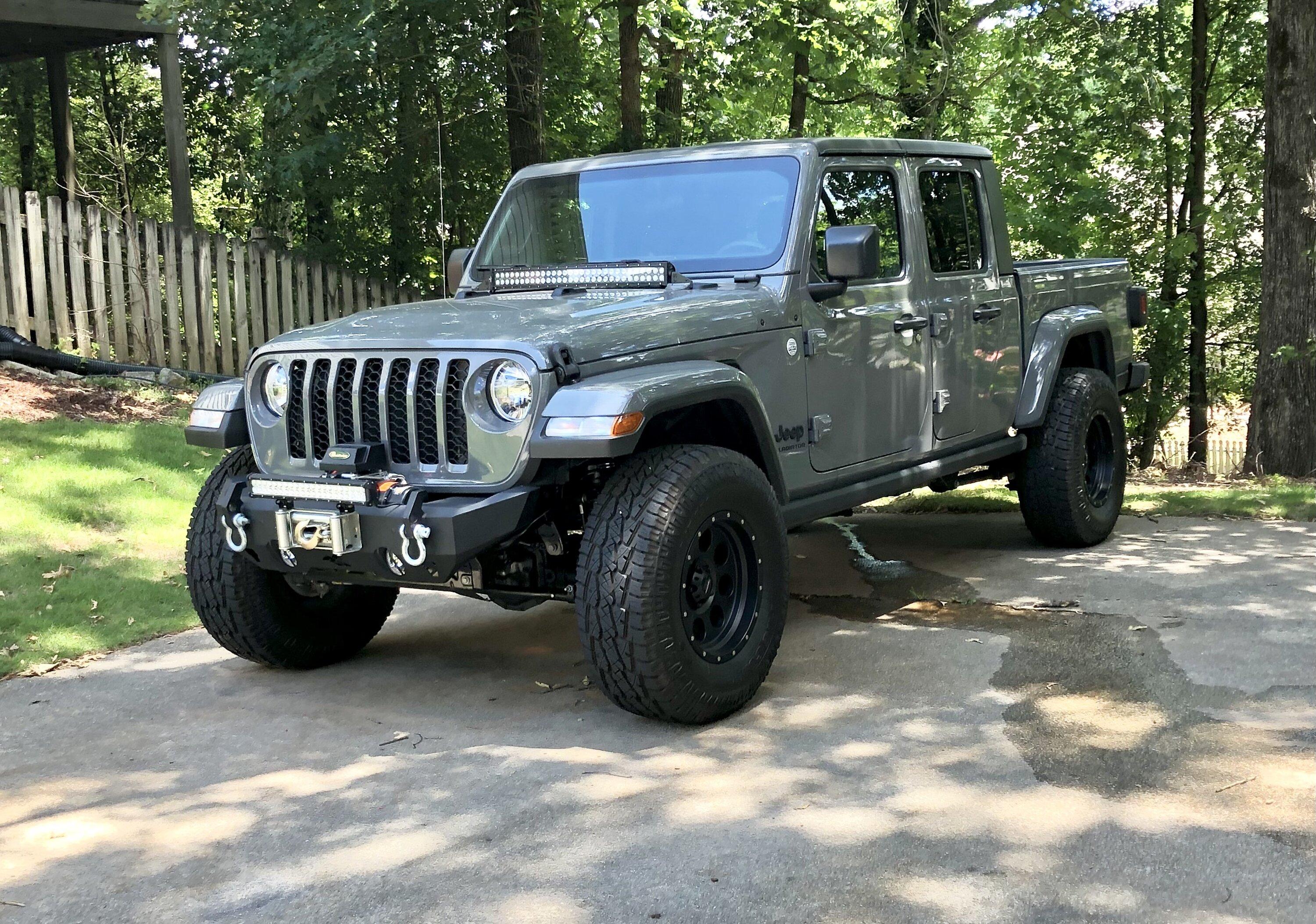 Jeep Gladiator Sport S - Rubicon Takeoffs vs 2.5" lift BA4E3BB9-AB39-4EC0-A86C-752184D49B7D