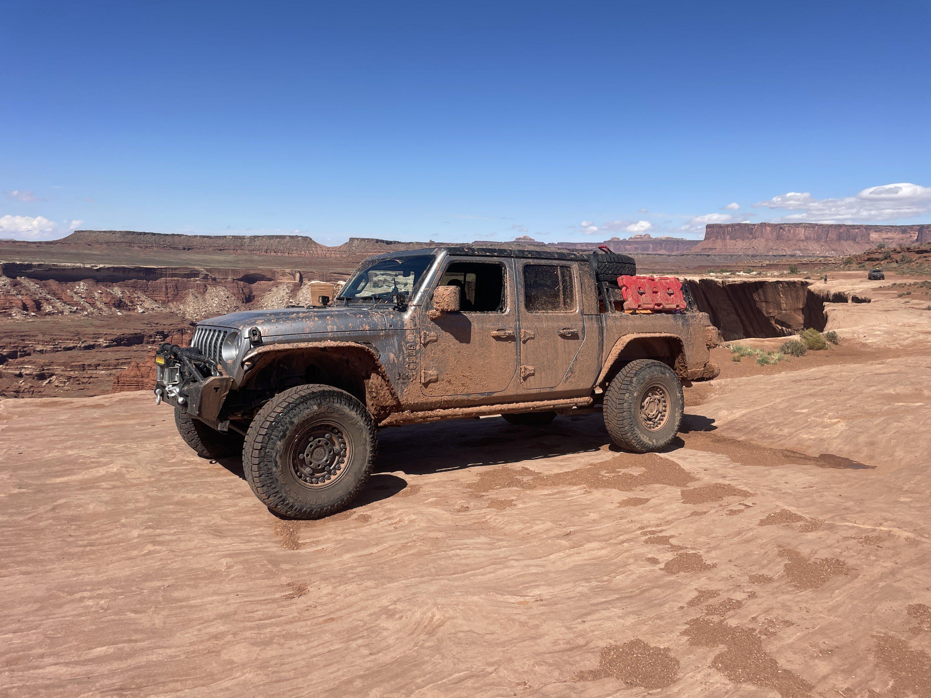 Jeep Gladiator Sport S - Rubicon Takeoffs vs 2.5" lift 1666638227535