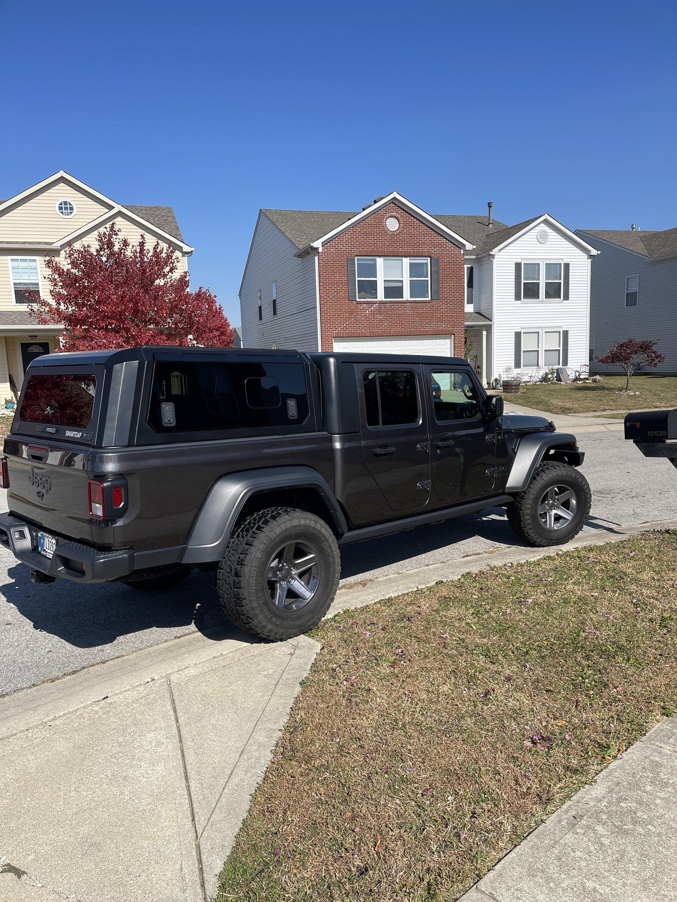 Jeep Gladiator Picked up a 2021 Overland-Stop me please! 7A388FE2-9013-48C0-9C65-D41E56905F86