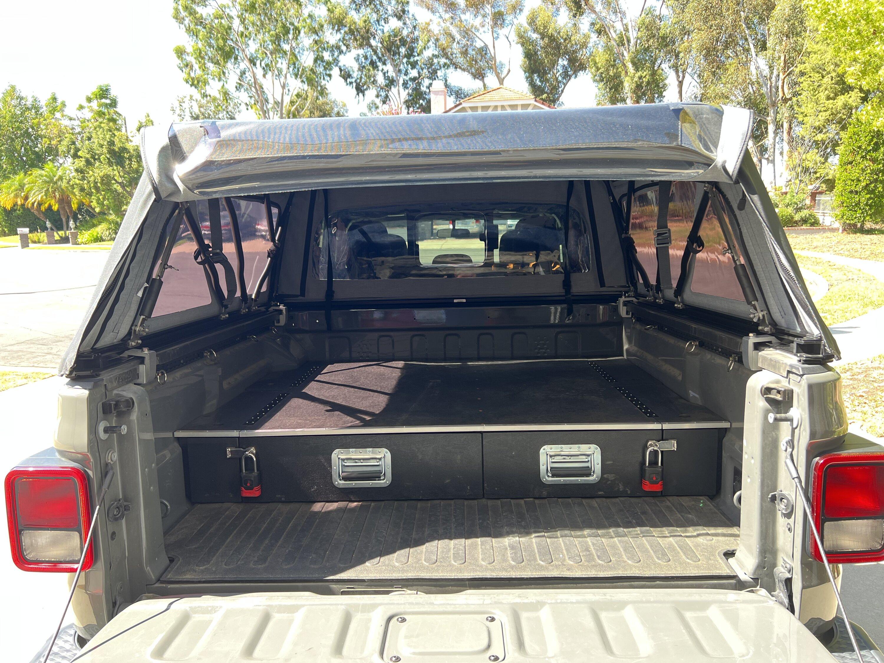 Jeep Gladiator Best softopper? CF0DCC69-20DA-42FA-856C-4E48B2495667