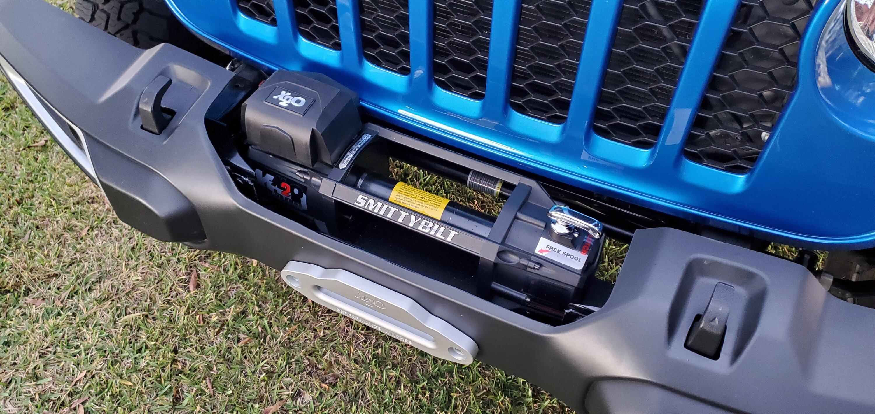 Jeep Gladiator Another winch in a plastic bumper. 20221025_182155