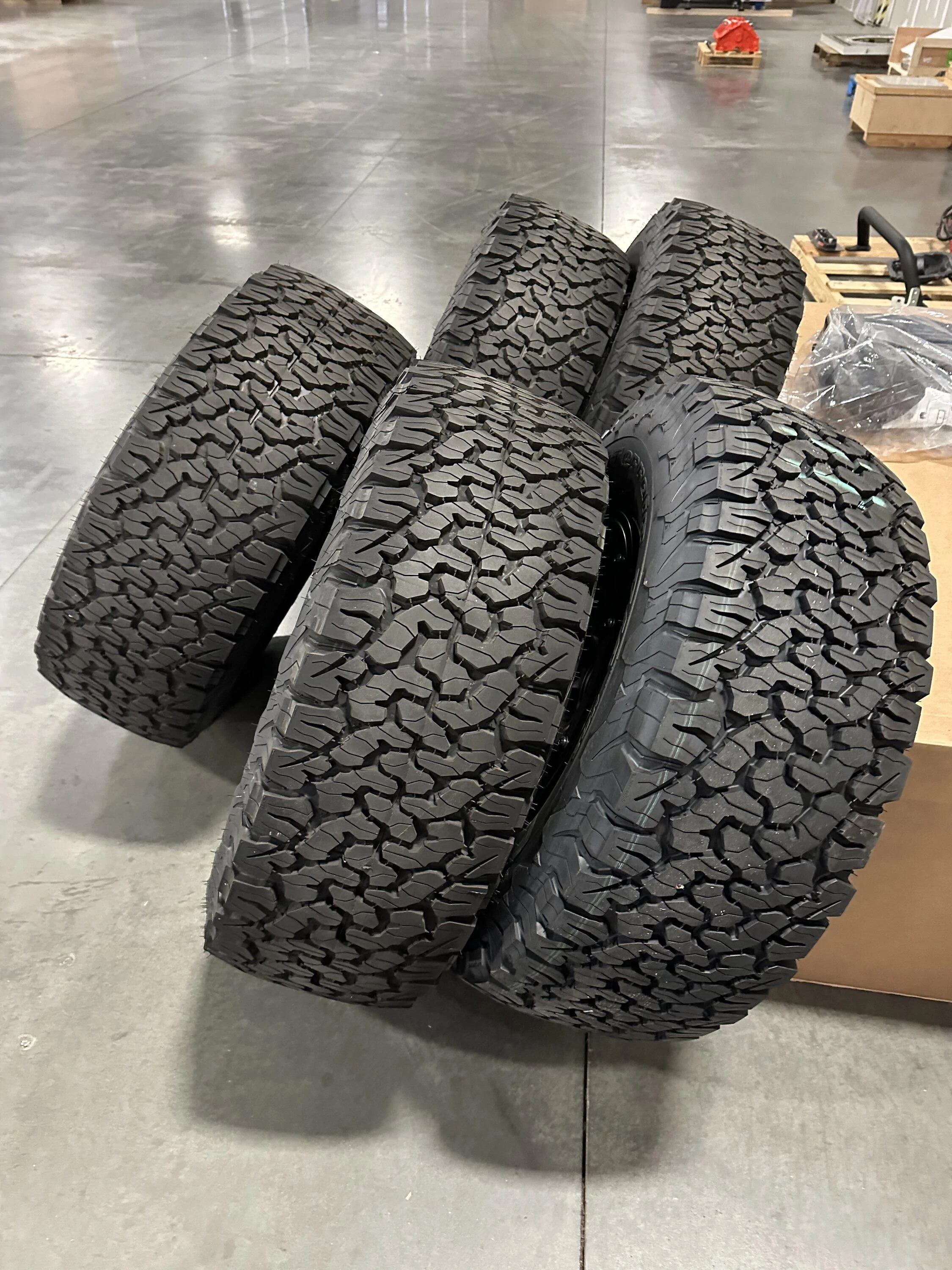 Jeep Gladiator 392 XR wheels and tires 62B63C01-2DA0-4C1C-B948-66A2020B1E65