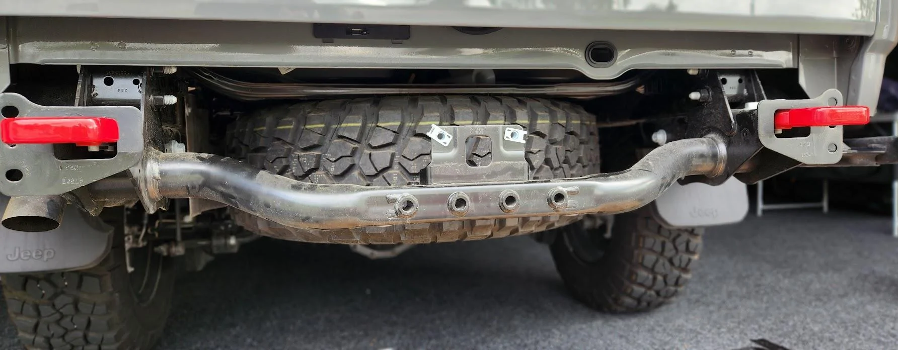 Jeep Gladiator Bar with 4 holes on Rubicon 20221028_113843