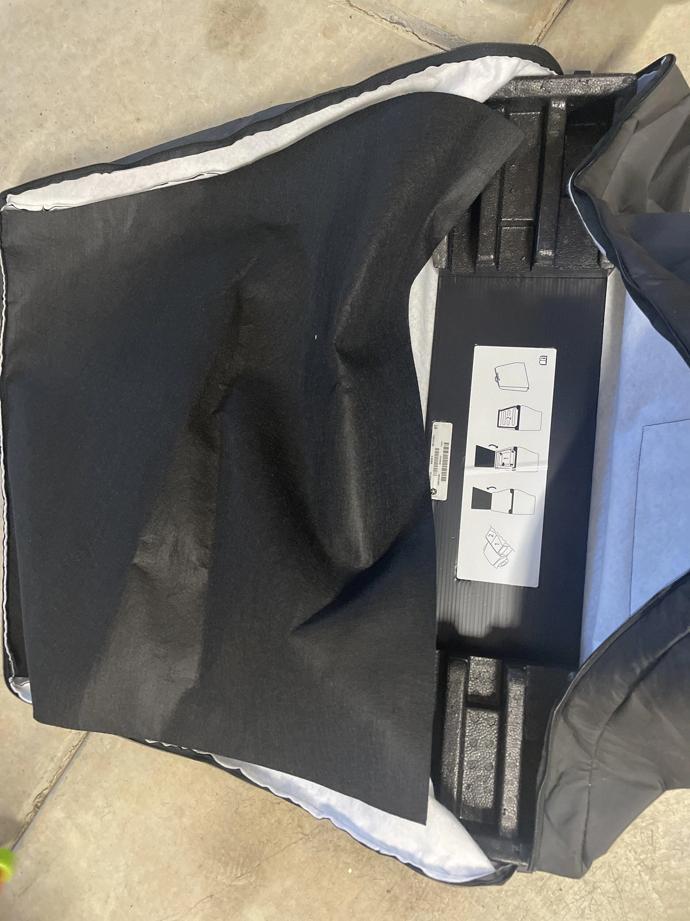 Jeep Gladiator $20- Freedom panel storage bag E81B8872-29B0-421F-A3FC-65D601C67093