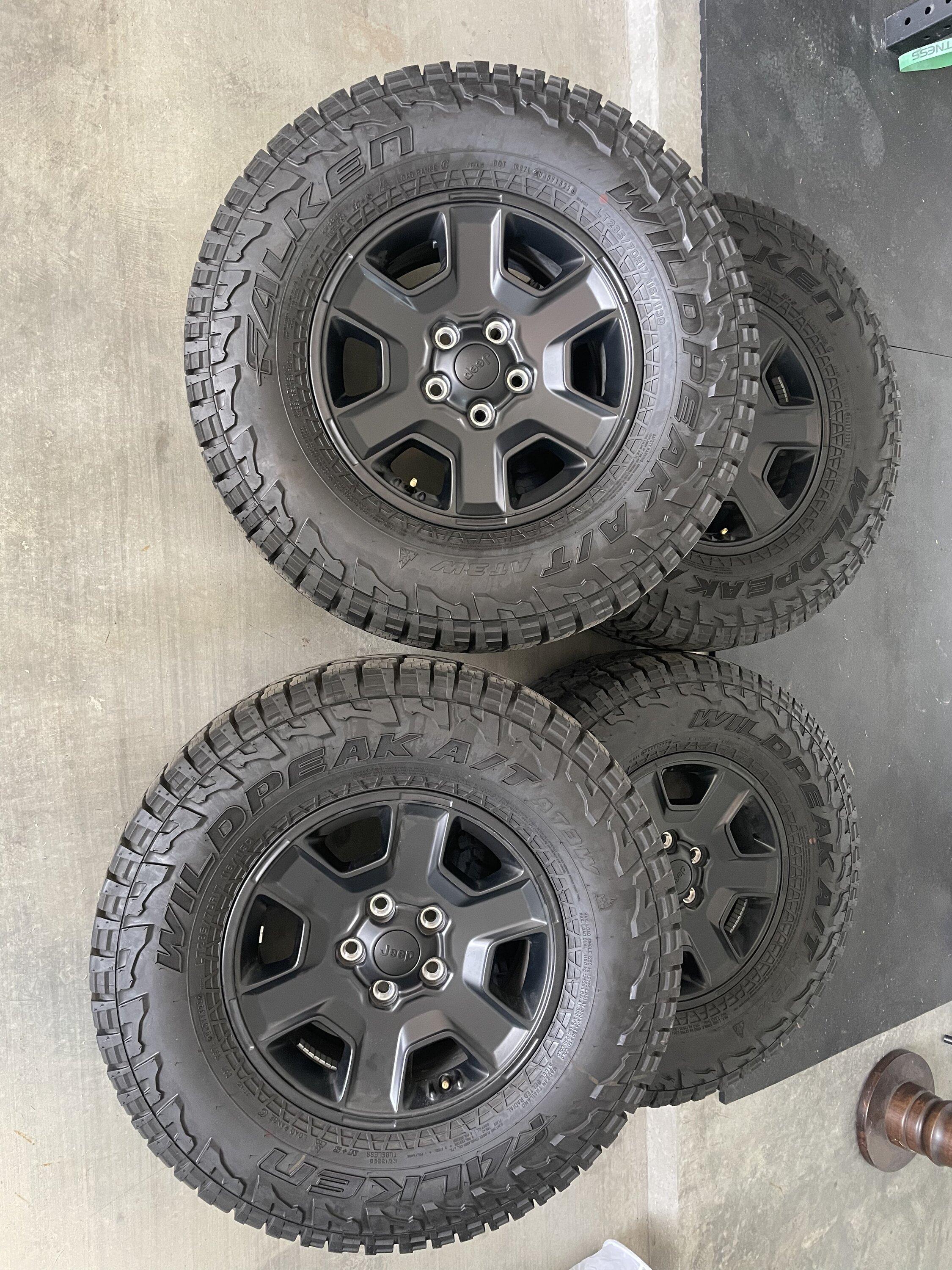 Jeep Gladiator New Mojave take offs for sale B165A712-6836-487B-93D2-6DE9F7A050AA
