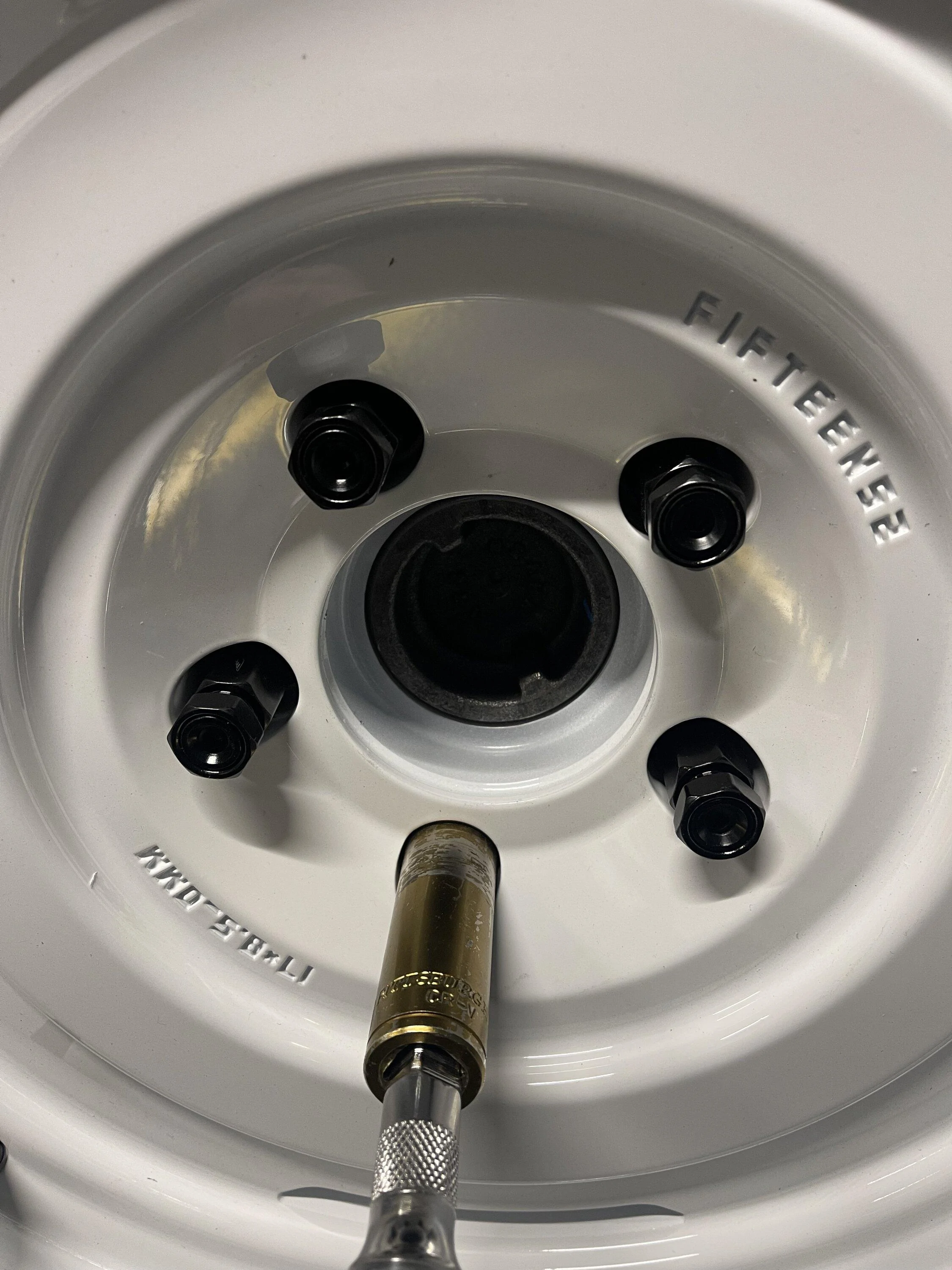 Jeep Gladiator Help with aftermarket lug nuts please! IMG_4141